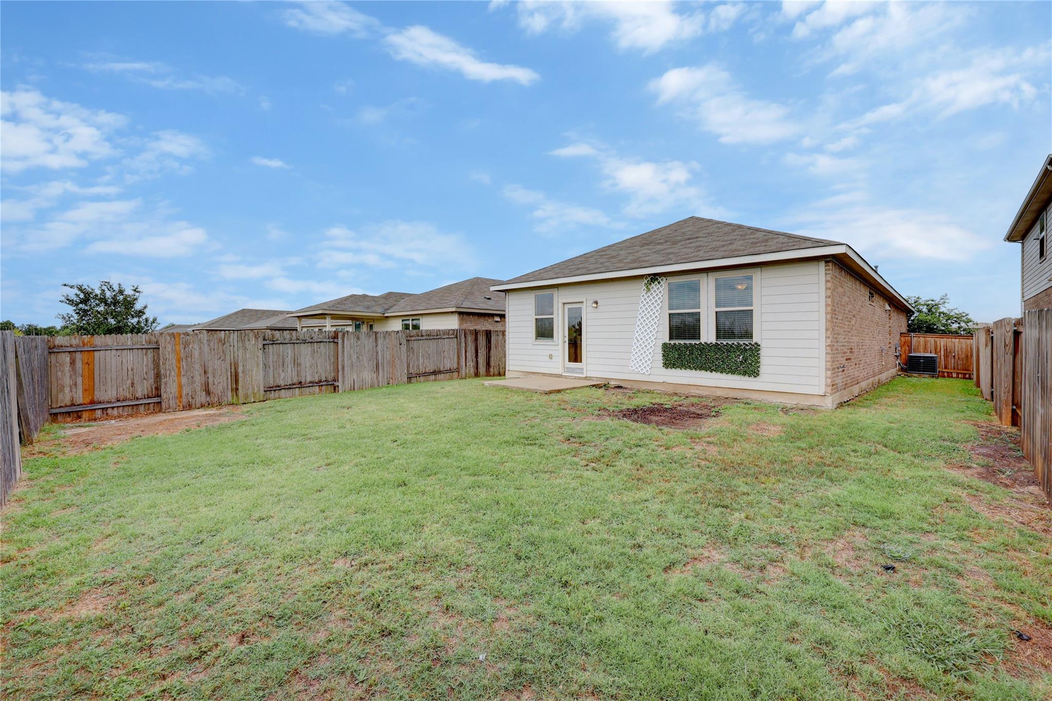 14125 Fallsprings Way, Manor, TX 78653