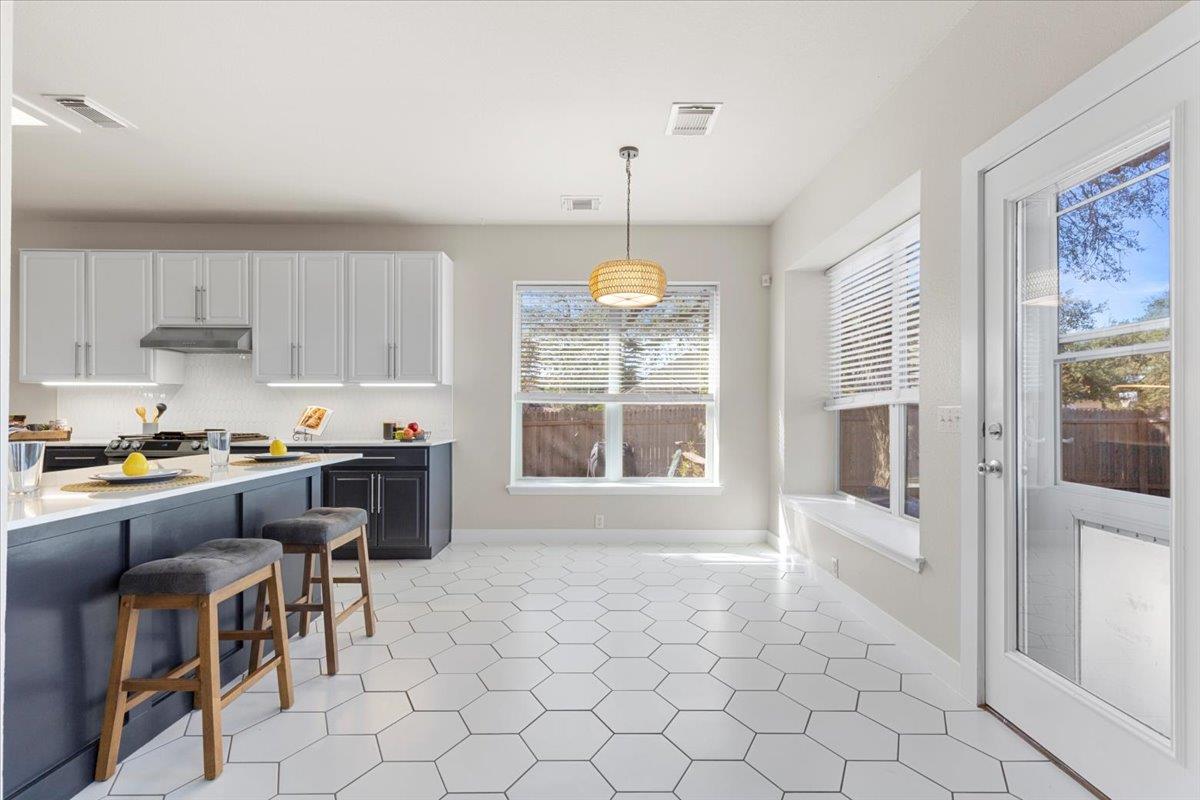 11216 Jockey Bluff Dr, Austin, TX 78748