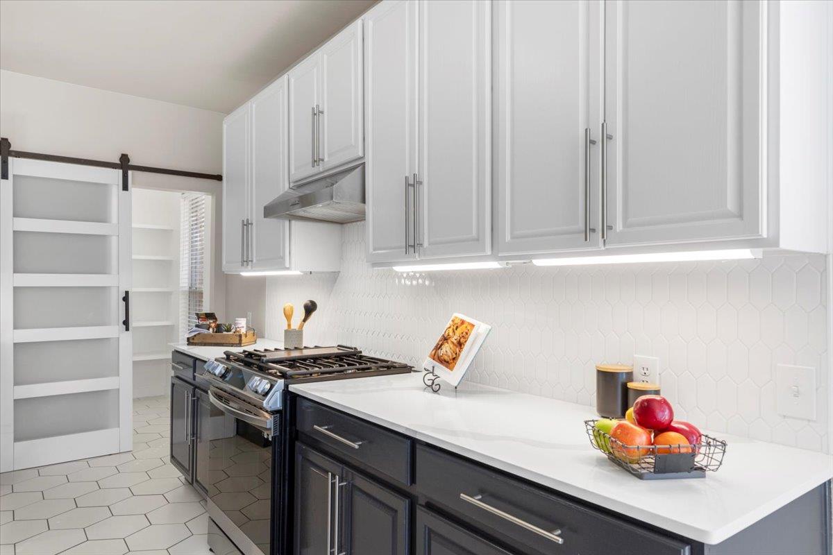 11216 Jockey Bluff Dr, Austin, TX 78748