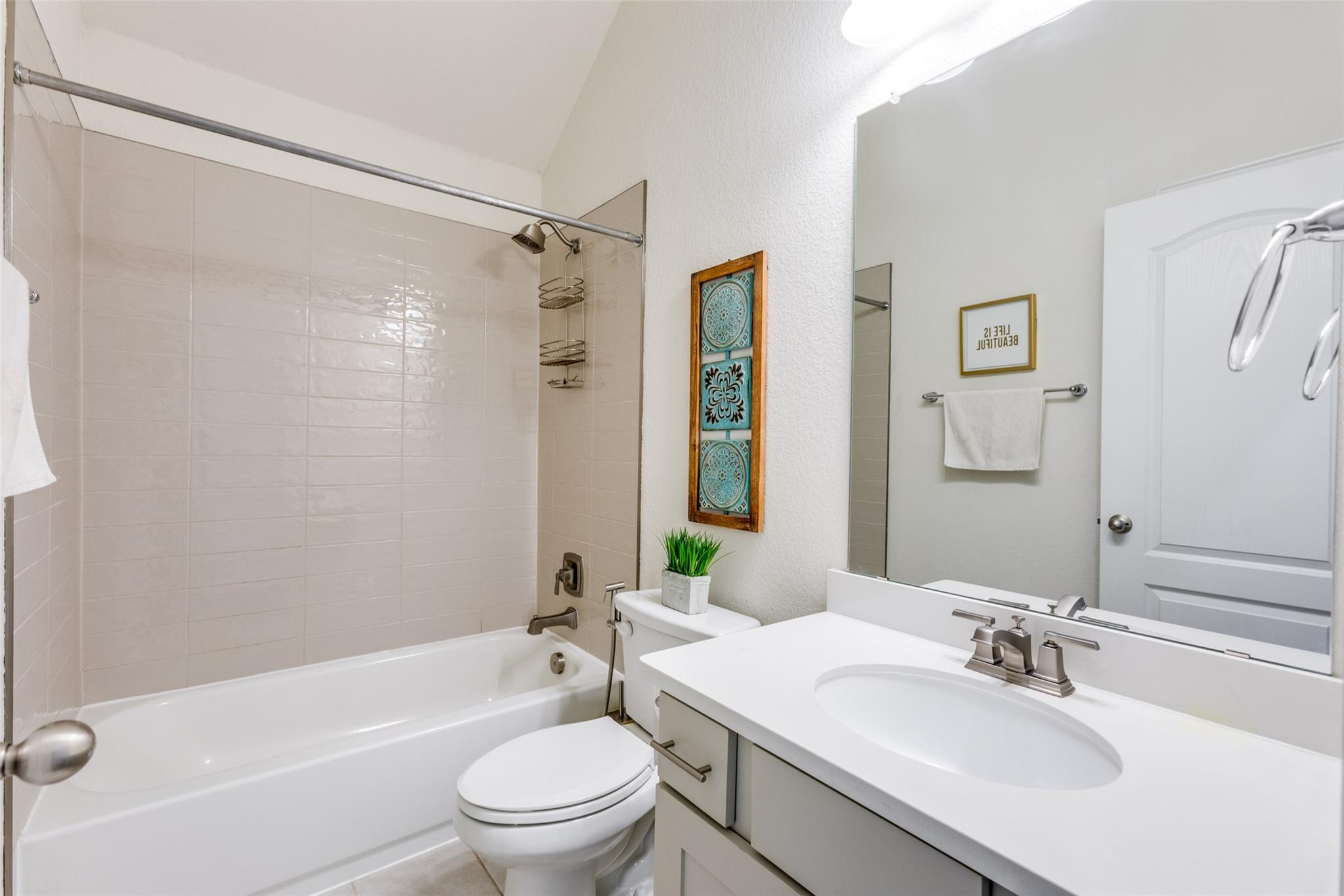 2212 McClendon Trl, Leander, TX 78641