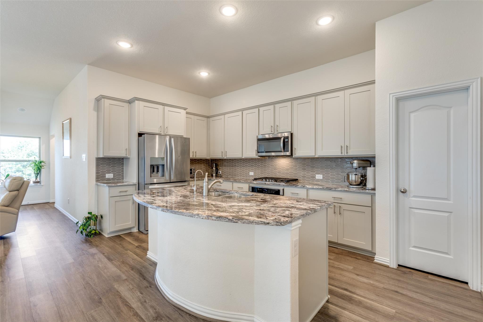 2212 McClendon Trl, Leander, TX 78641