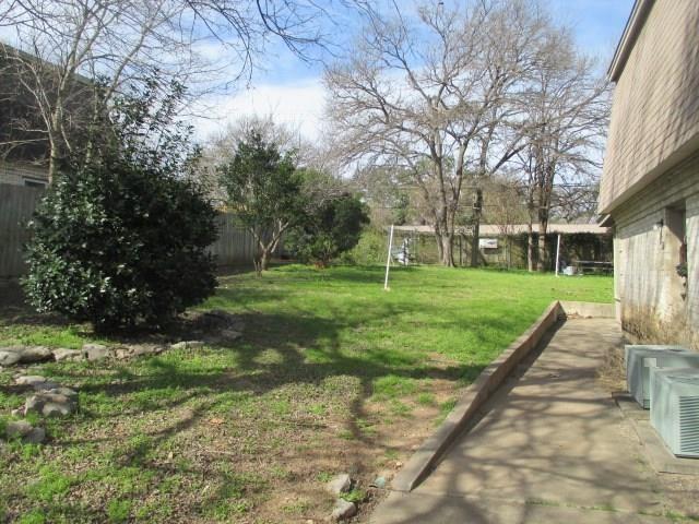 2800 West hill Dr # 102, Austin, TX 78704