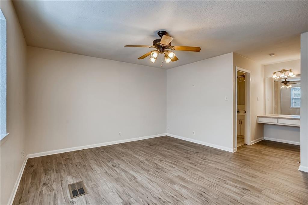 2800 Westhill Dr # 102, Austin, TX 78704