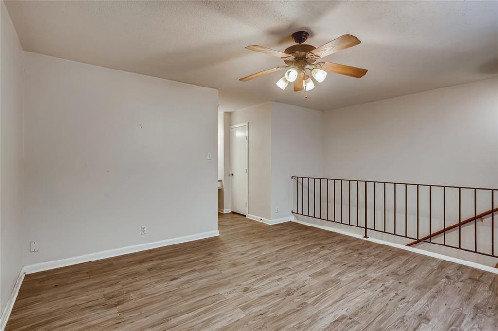 2800 Westhill Dr # 102, Austin, TX 78704