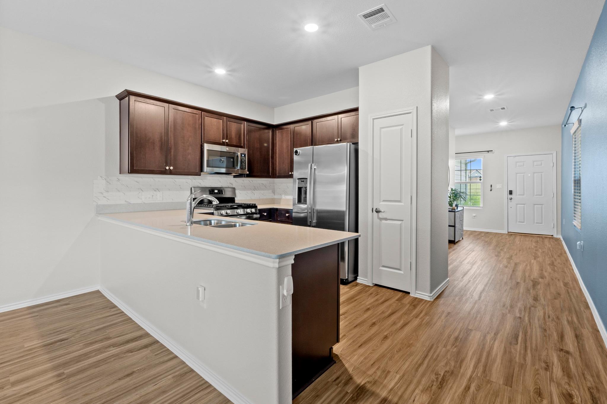 2416 Nightview Dr, Pflugerville, TX 78660
