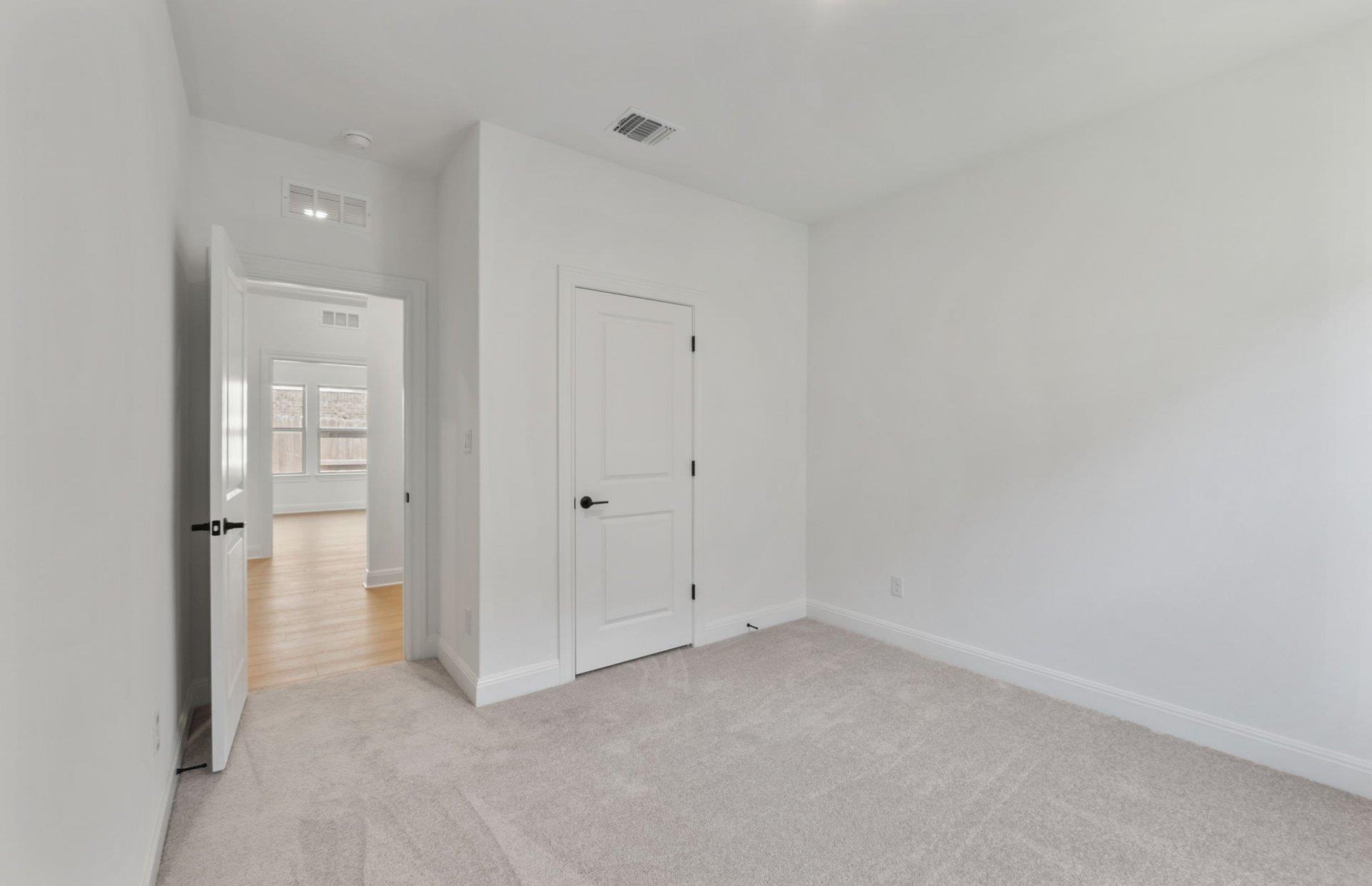 800 Crescent View Dr, Georgetown, TX 78628