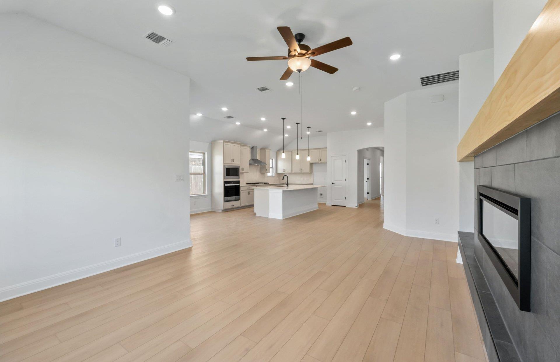 800 Crescent View Dr, Georgetown, TX 78628