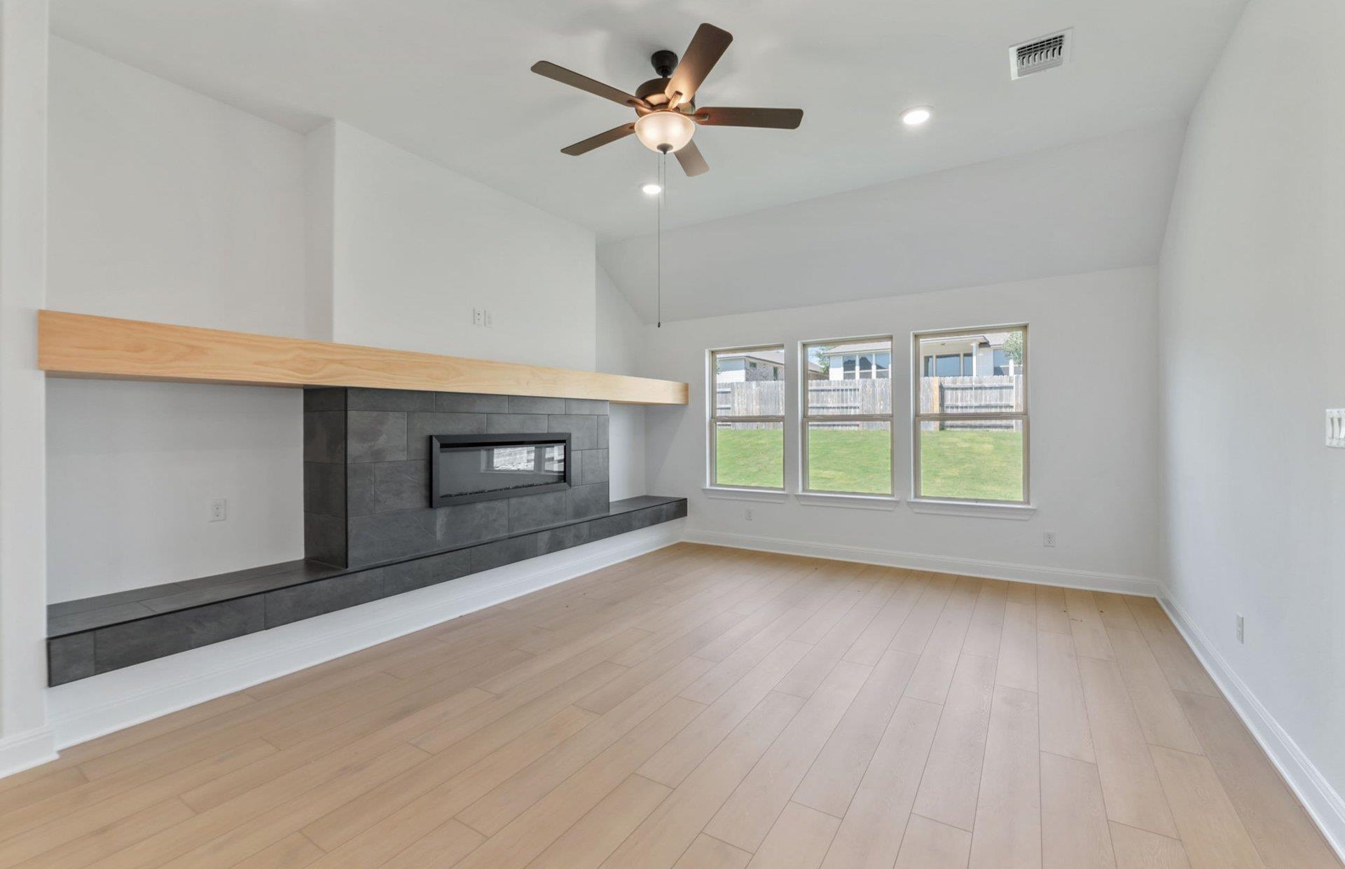 800 Crescent View Dr, Georgetown, TX 78628