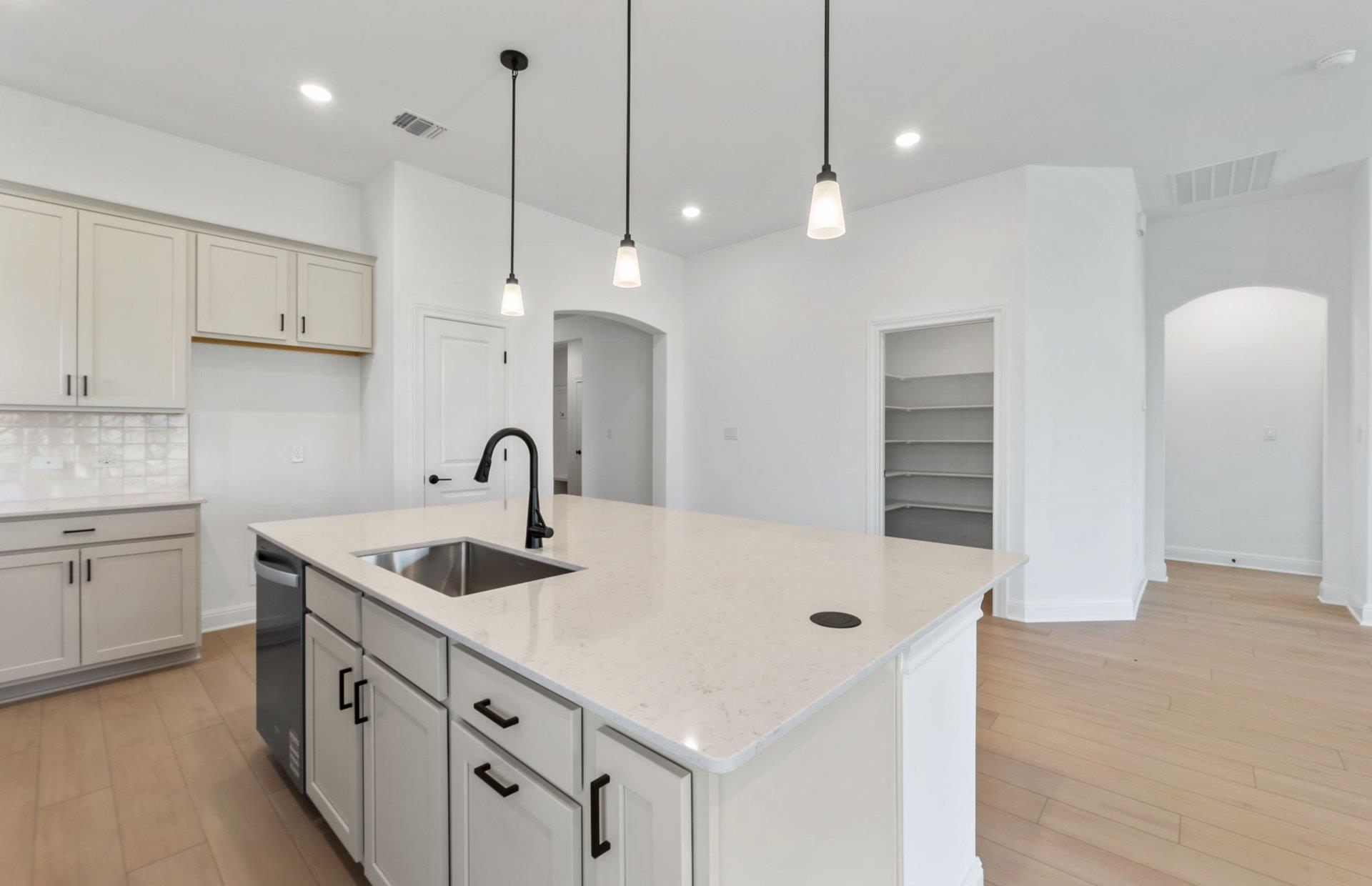 800 Crescent View Dr, Georgetown, TX 78628