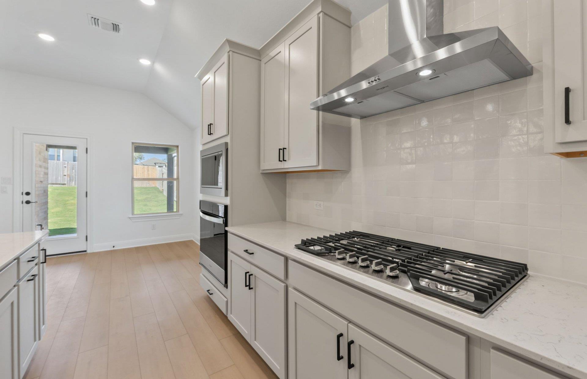 800 Crescent View Dr, Georgetown, TX 78628