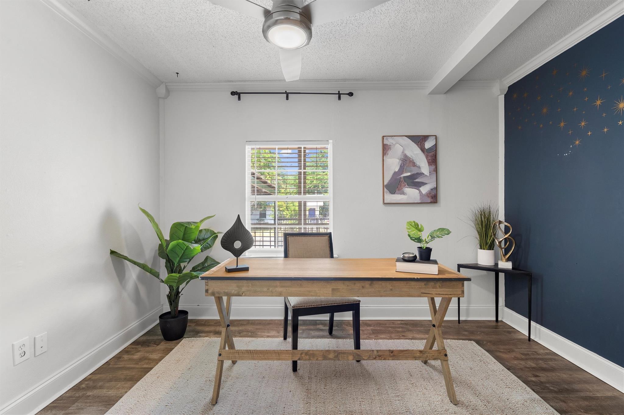 1125 Christie Dr, Austin, TX 78721