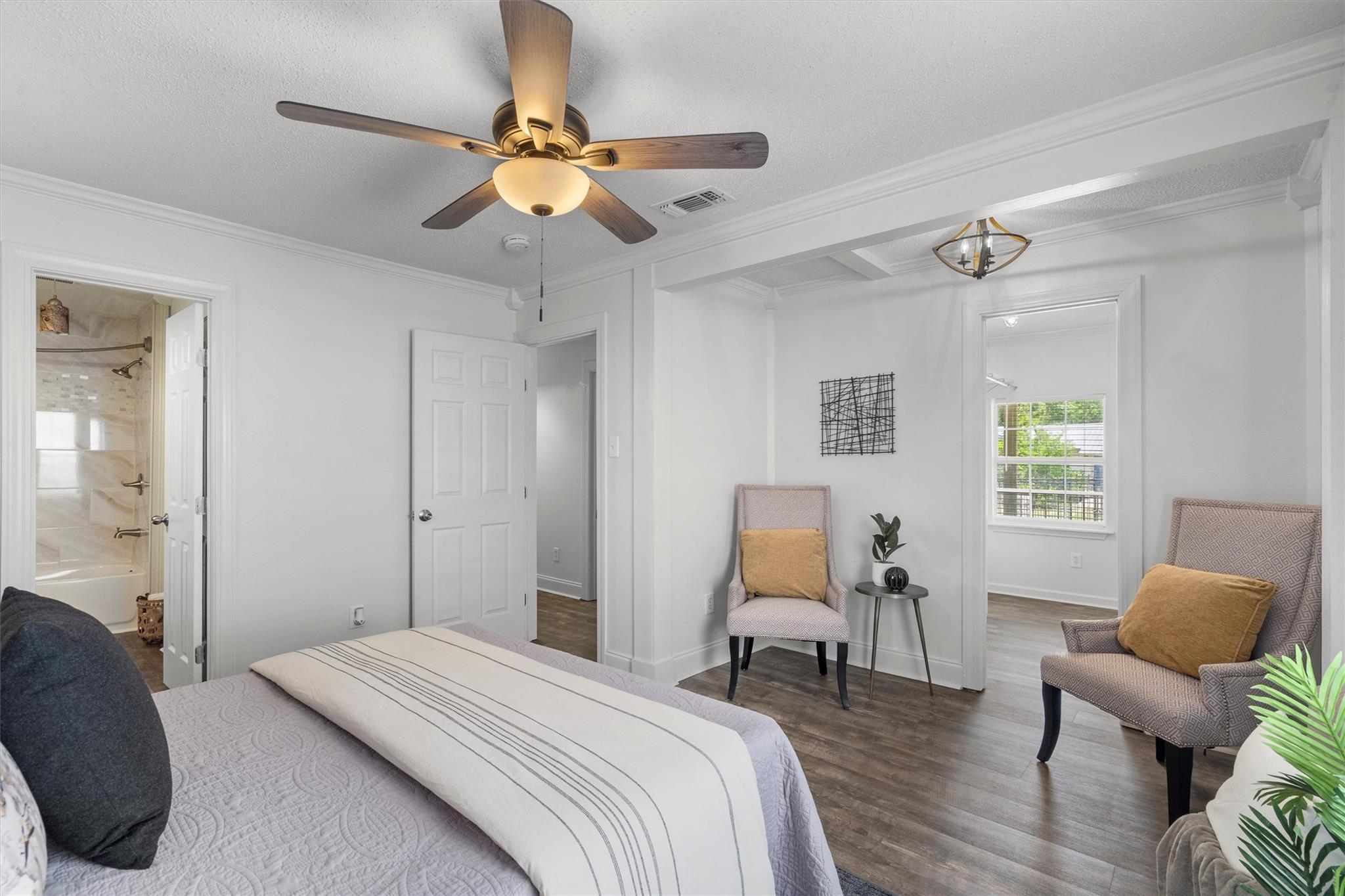 1125 Christie Dr, Austin, TX 78721