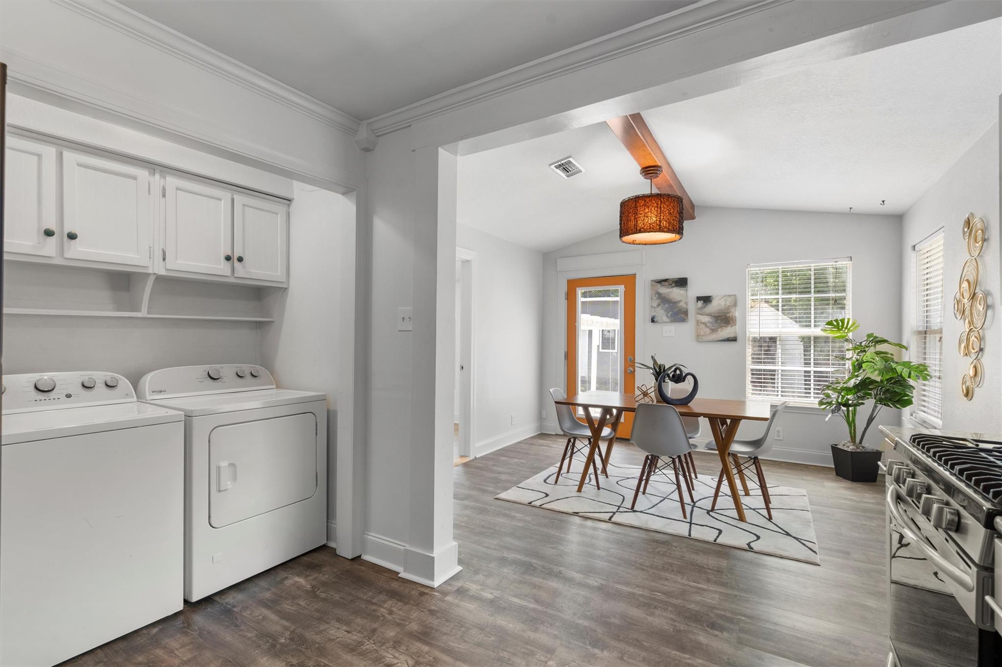 1125 Christie Dr, Austin, TX 78721
