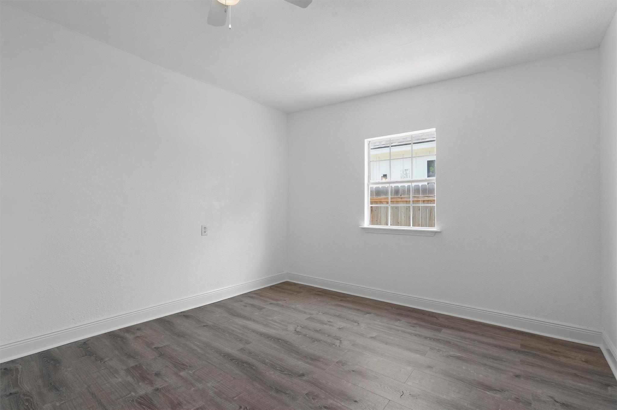 1125 Christie Dr, Austin, TX 78721