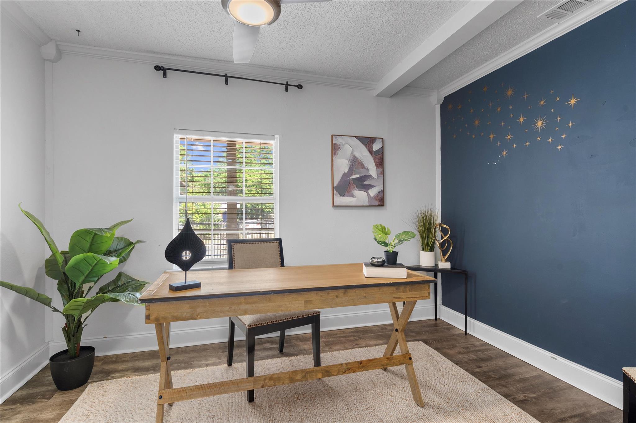 1125 Christie Dr, Austin, TX 78721