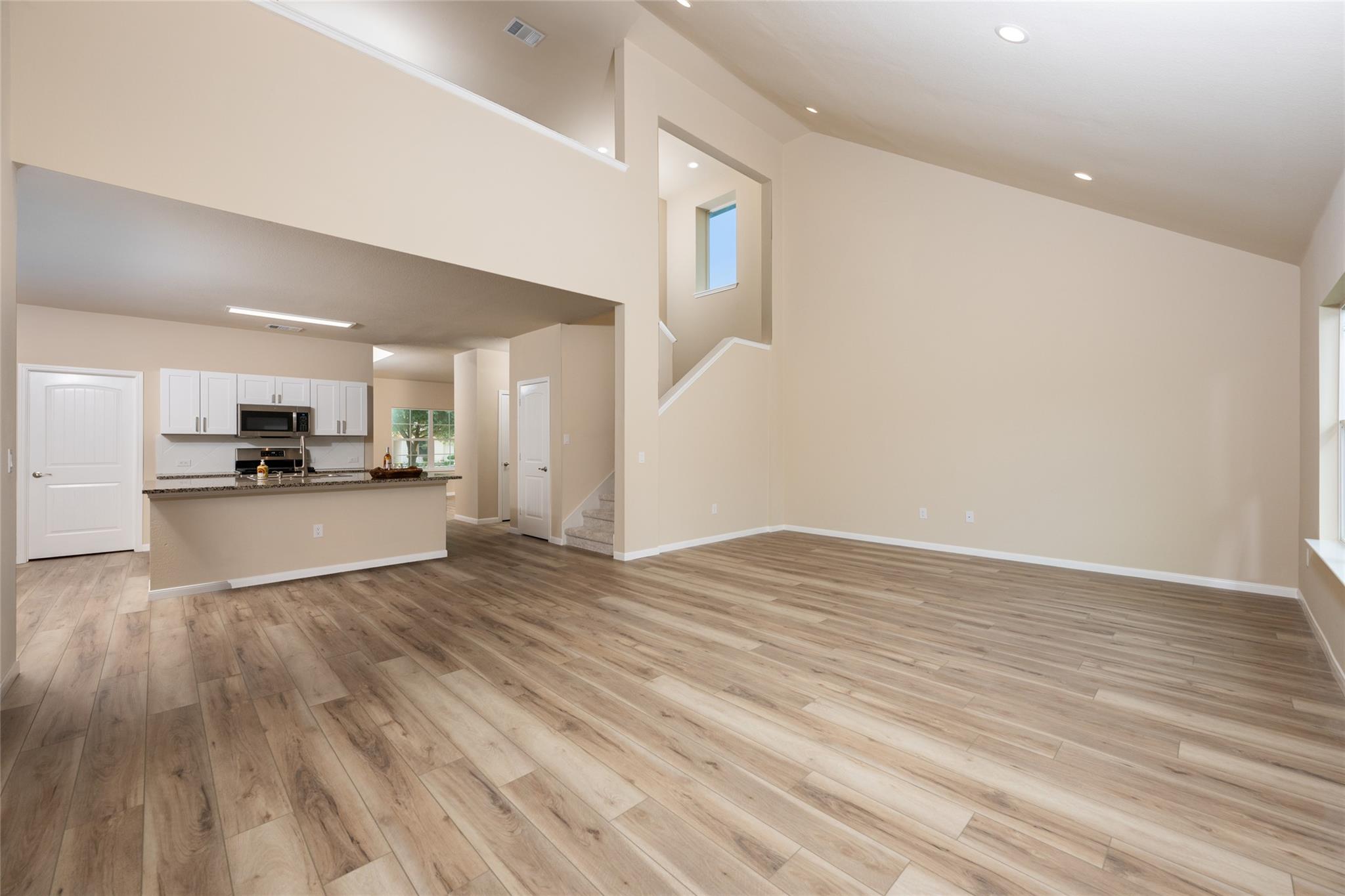 605 Silver Wing Dr, Austin, TX 78725