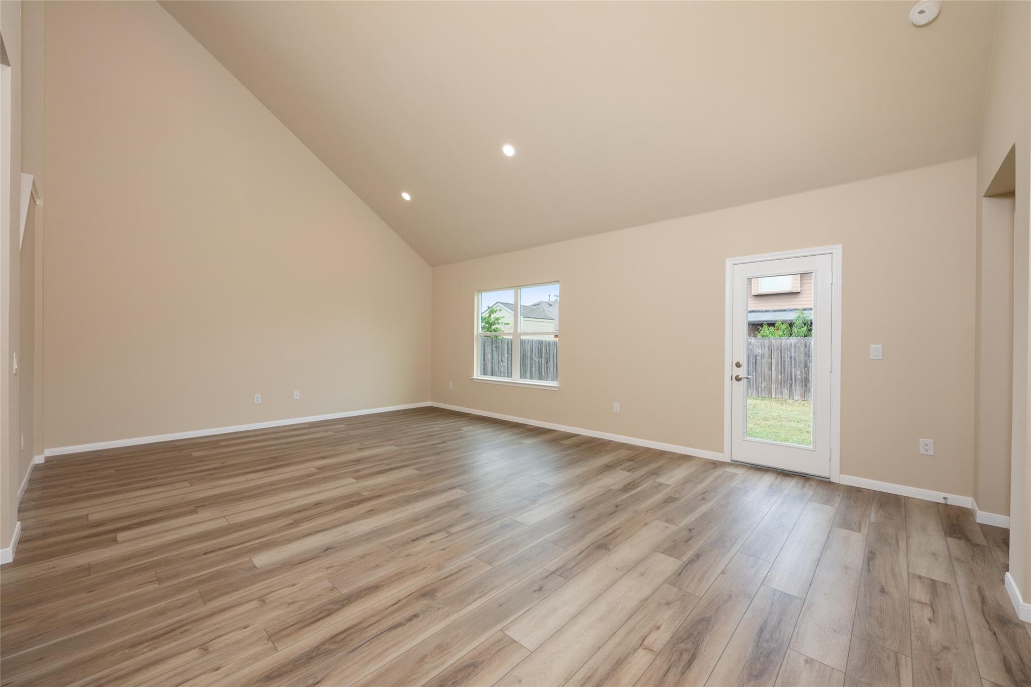 605 Silver Wing Dr, Austin, TX 78725