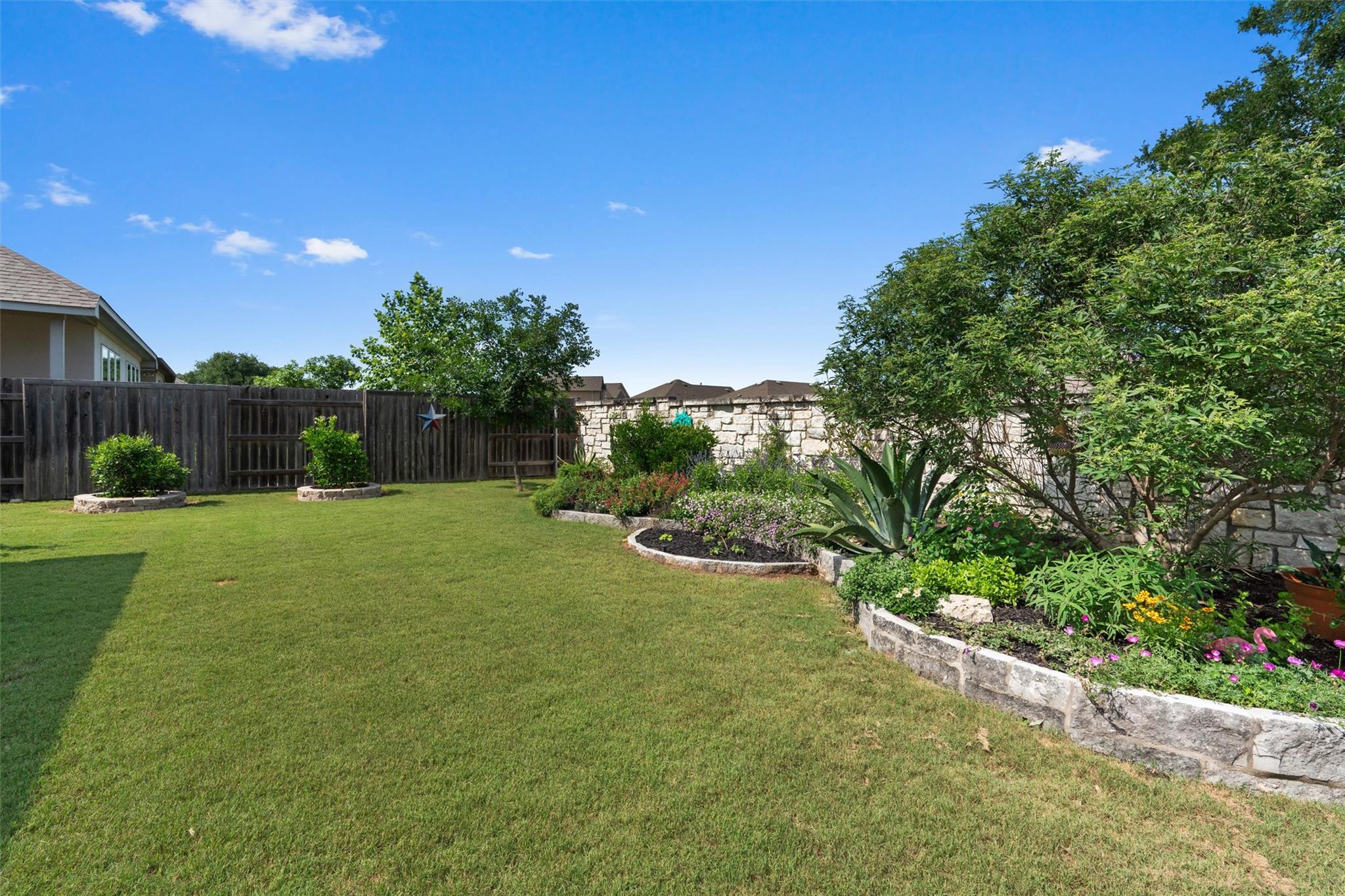 653 Coyote Creek Way, Kyle, TX 78640