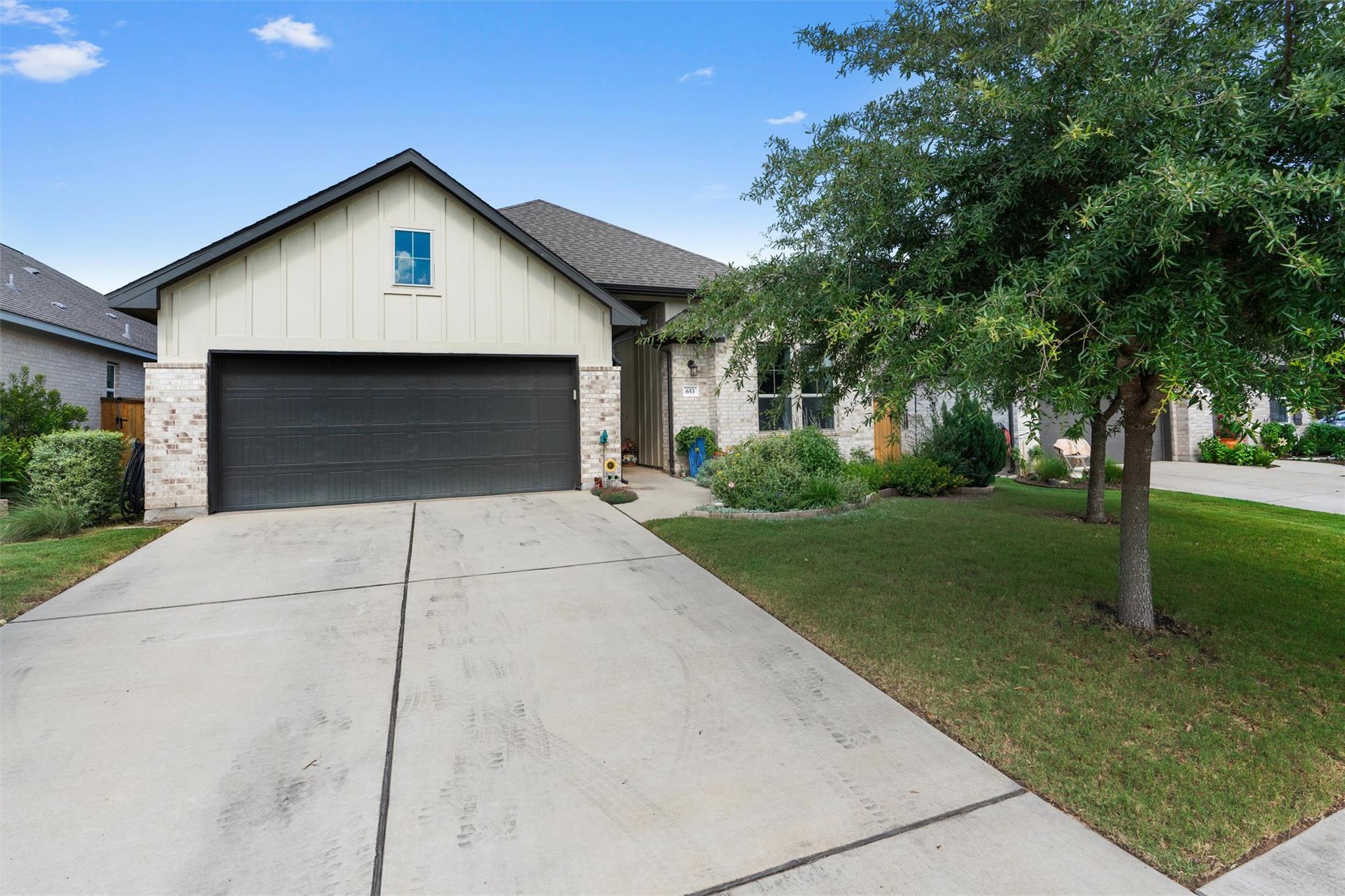 653 Coyote Creek Way, Kyle, TX 78640