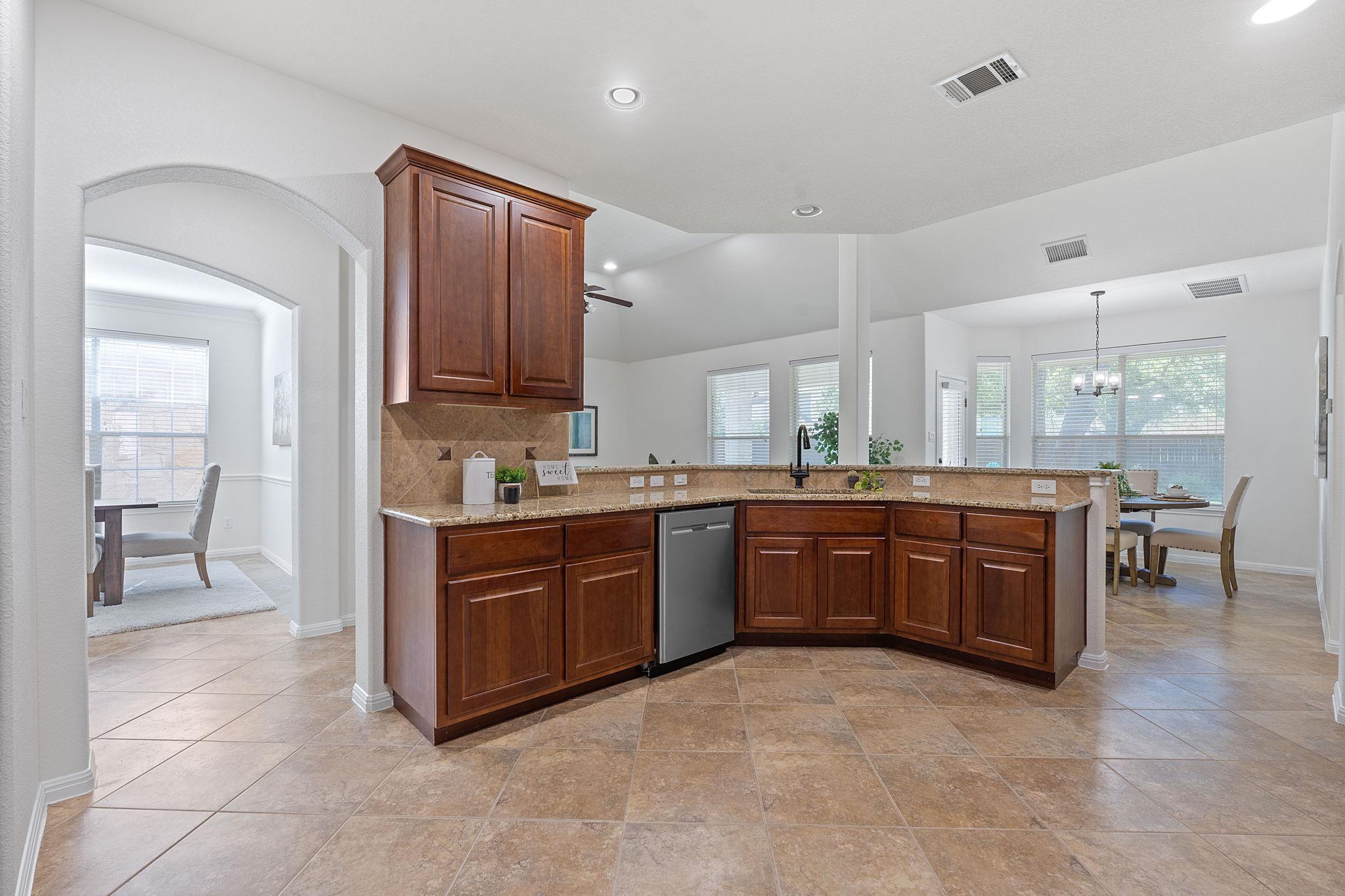 16413 Broadbay Dr, Austin, TX 78717