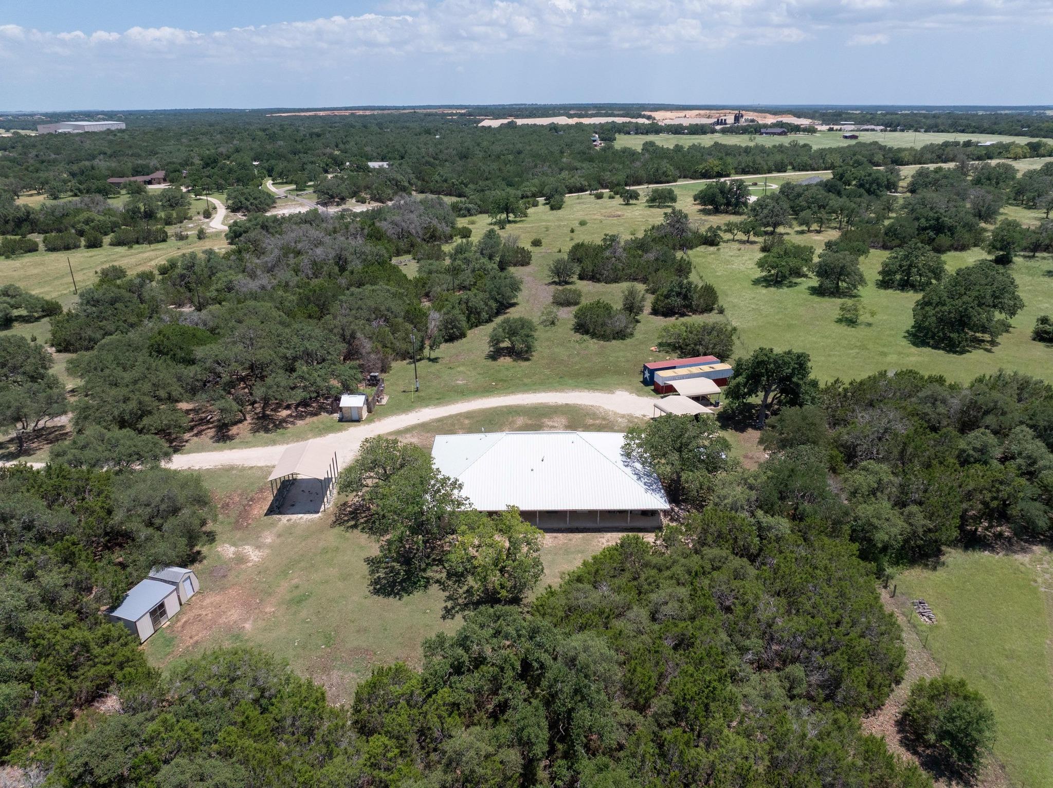 1201 County Road 229, Florence, TX 76527