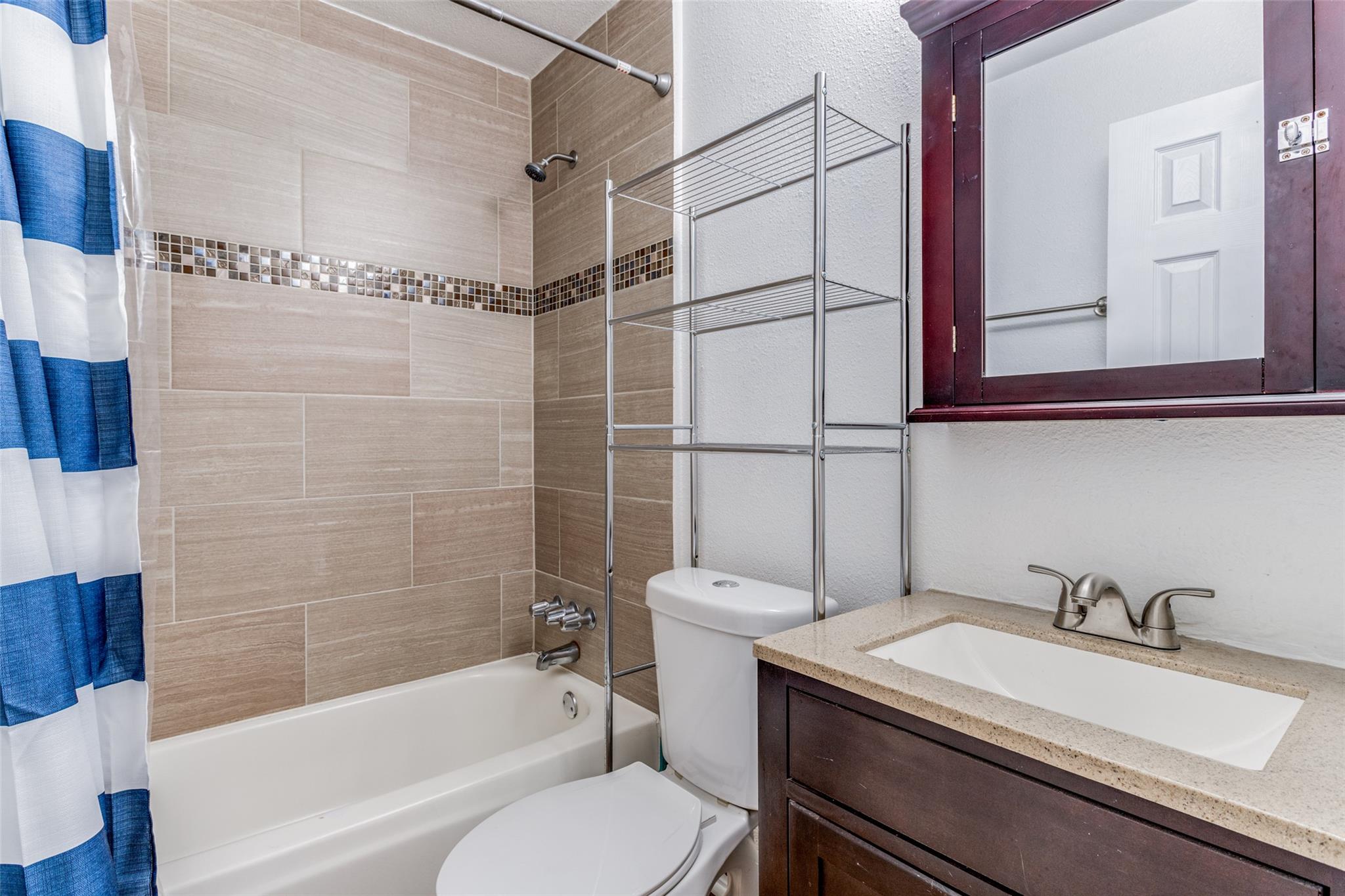 2401 Manor Rd # 113, Austin, TX 78722