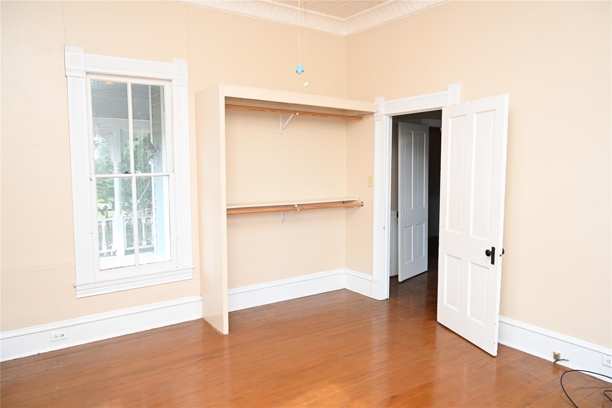 4739 Creamer Creek Rd, La Grange, TX 78945