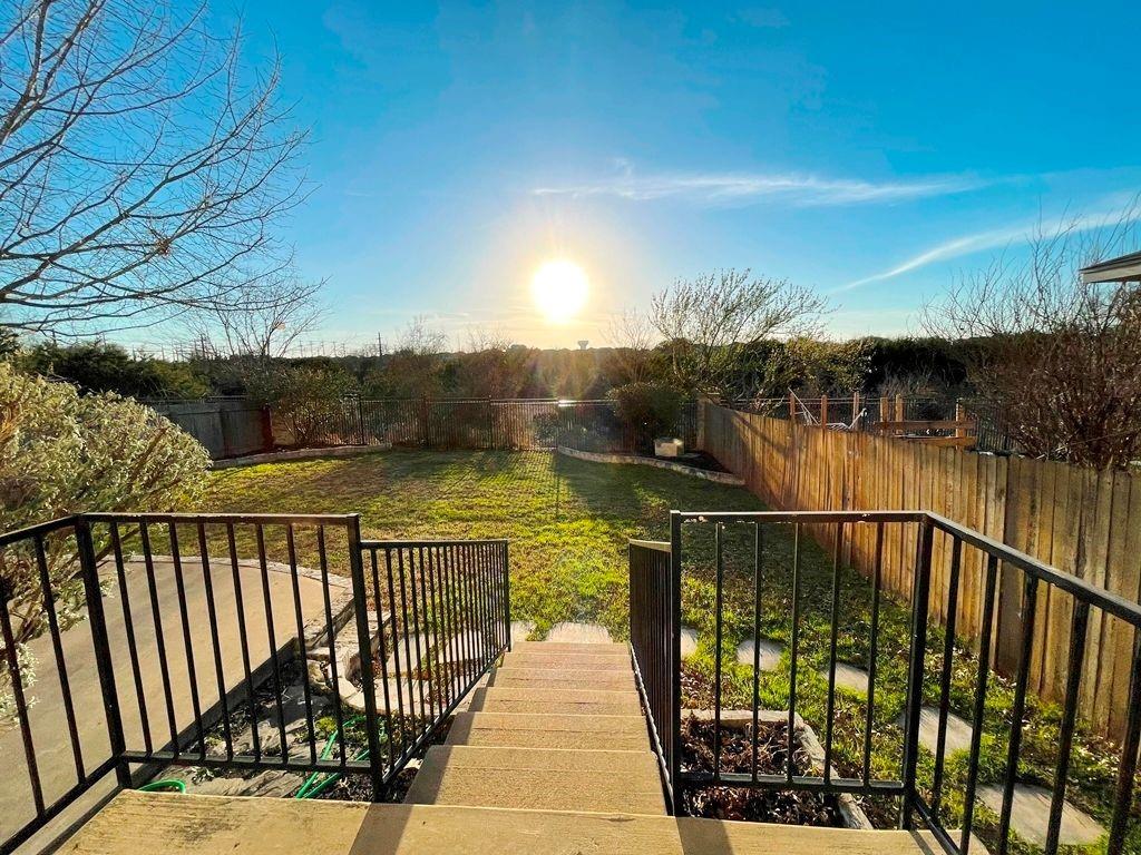 10520 Dunham Forest Rd, Austin, TX 78717