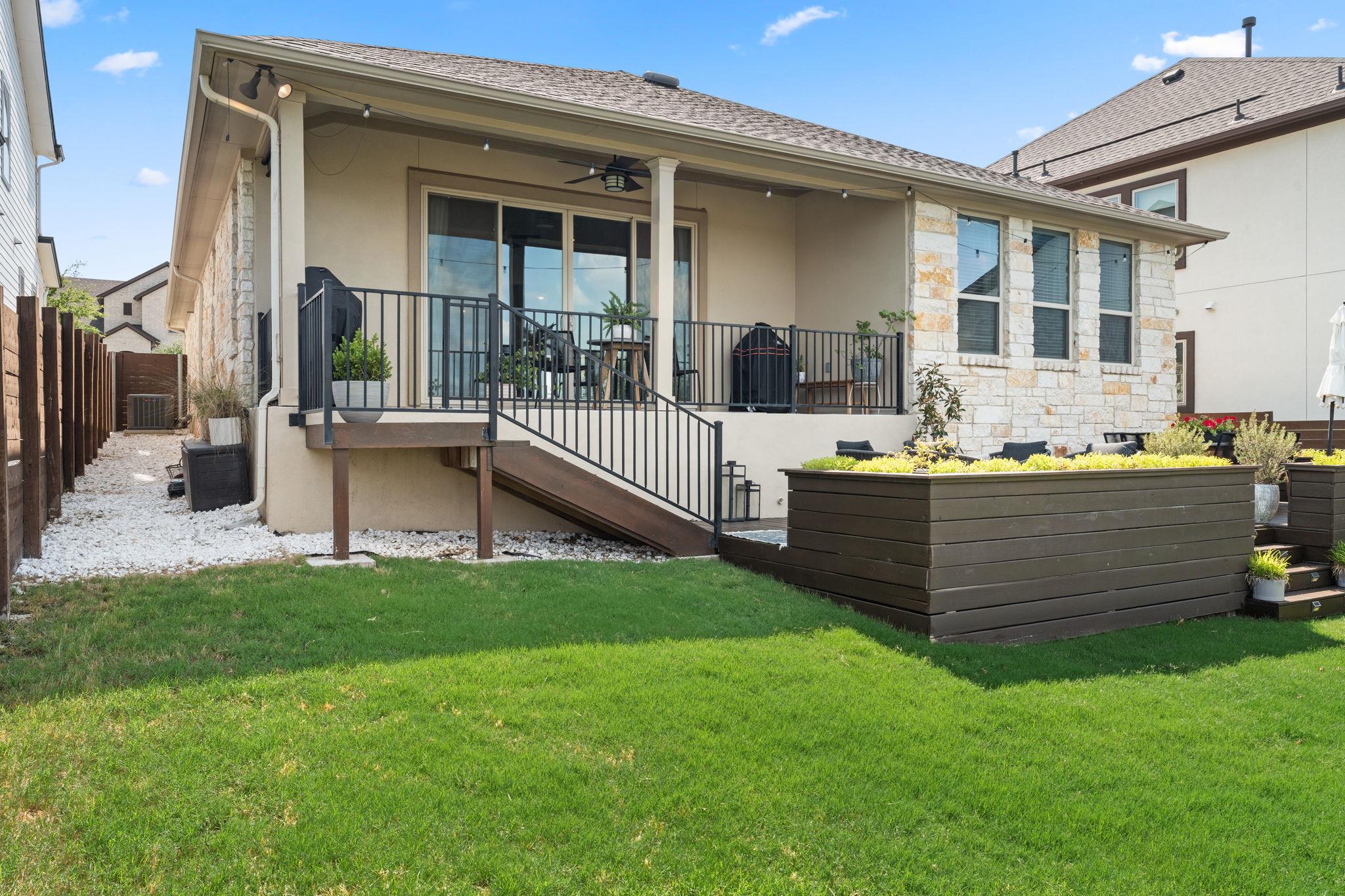 7105 Jument Dr, Austin, TX 78738