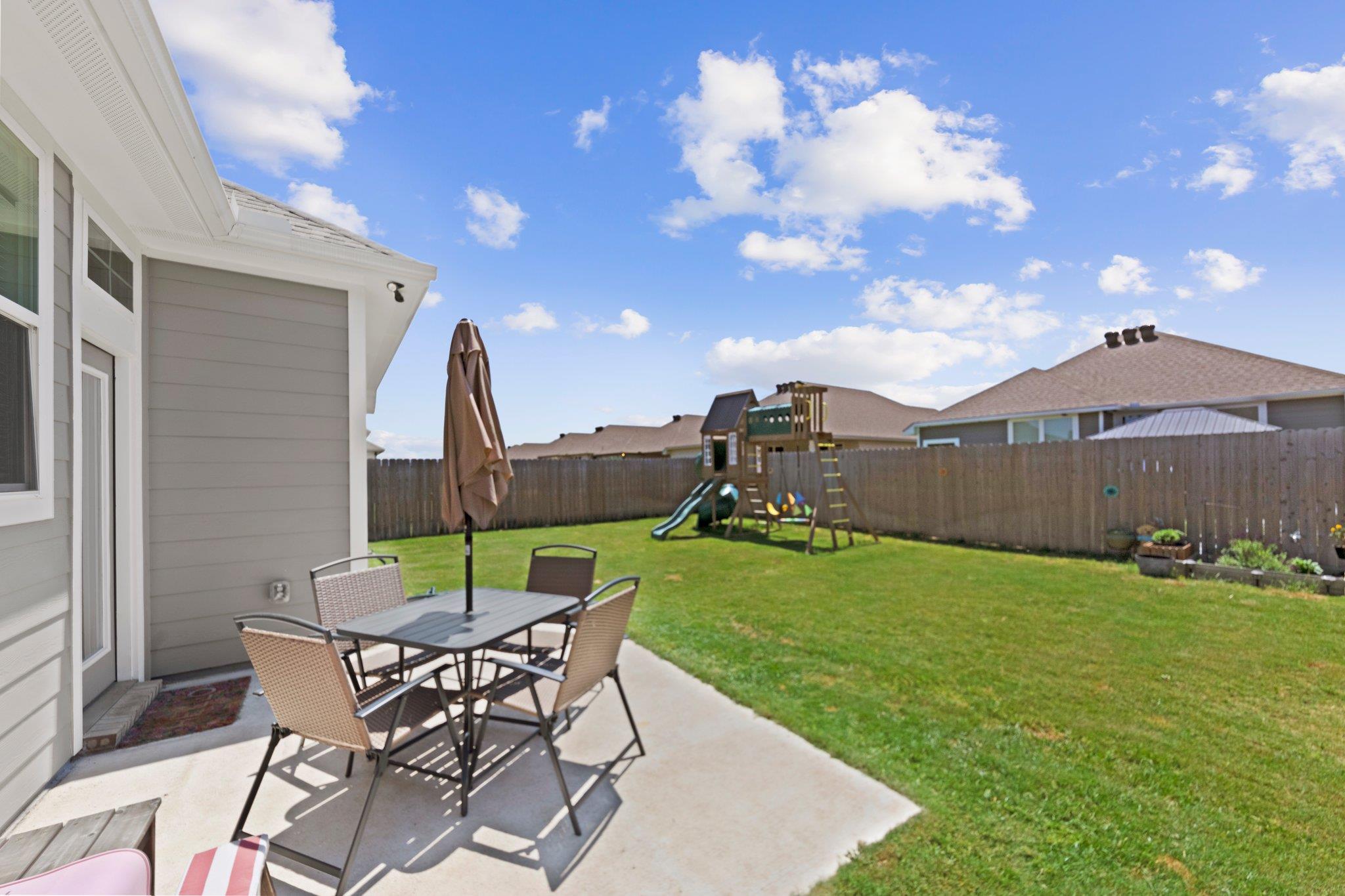 222 Boatright Blvd, Jarrell, TX 76537