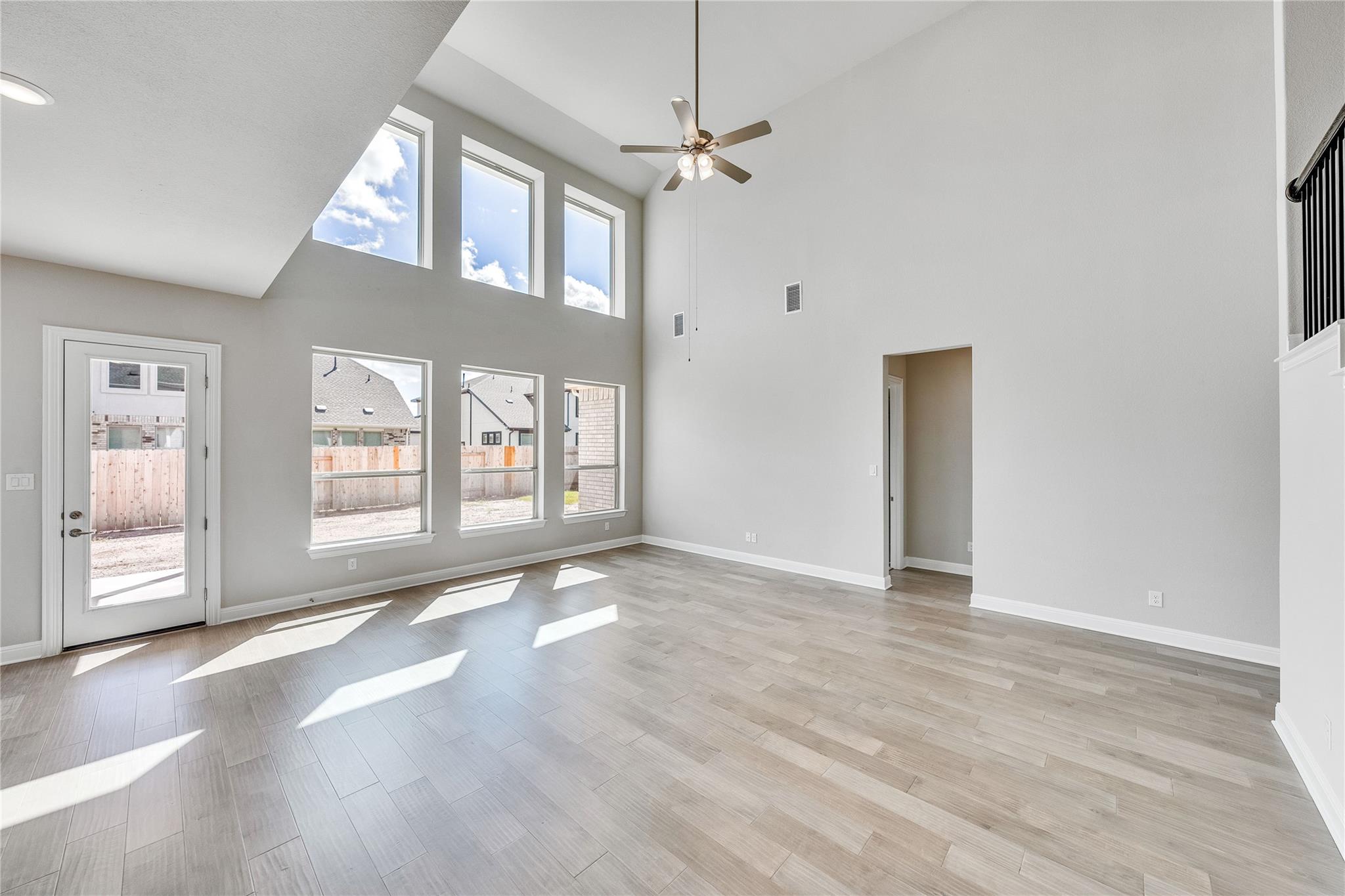 924 Misty Bluff Way, Leander, TX 78641