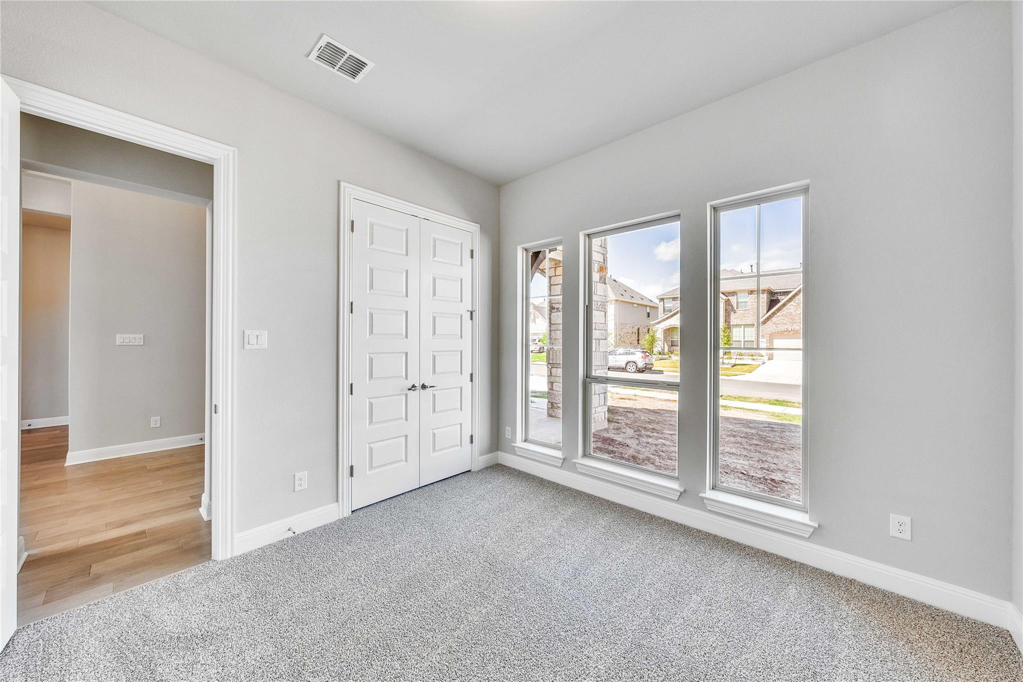 924 Misty Bluff Way, Leander, TX 78641