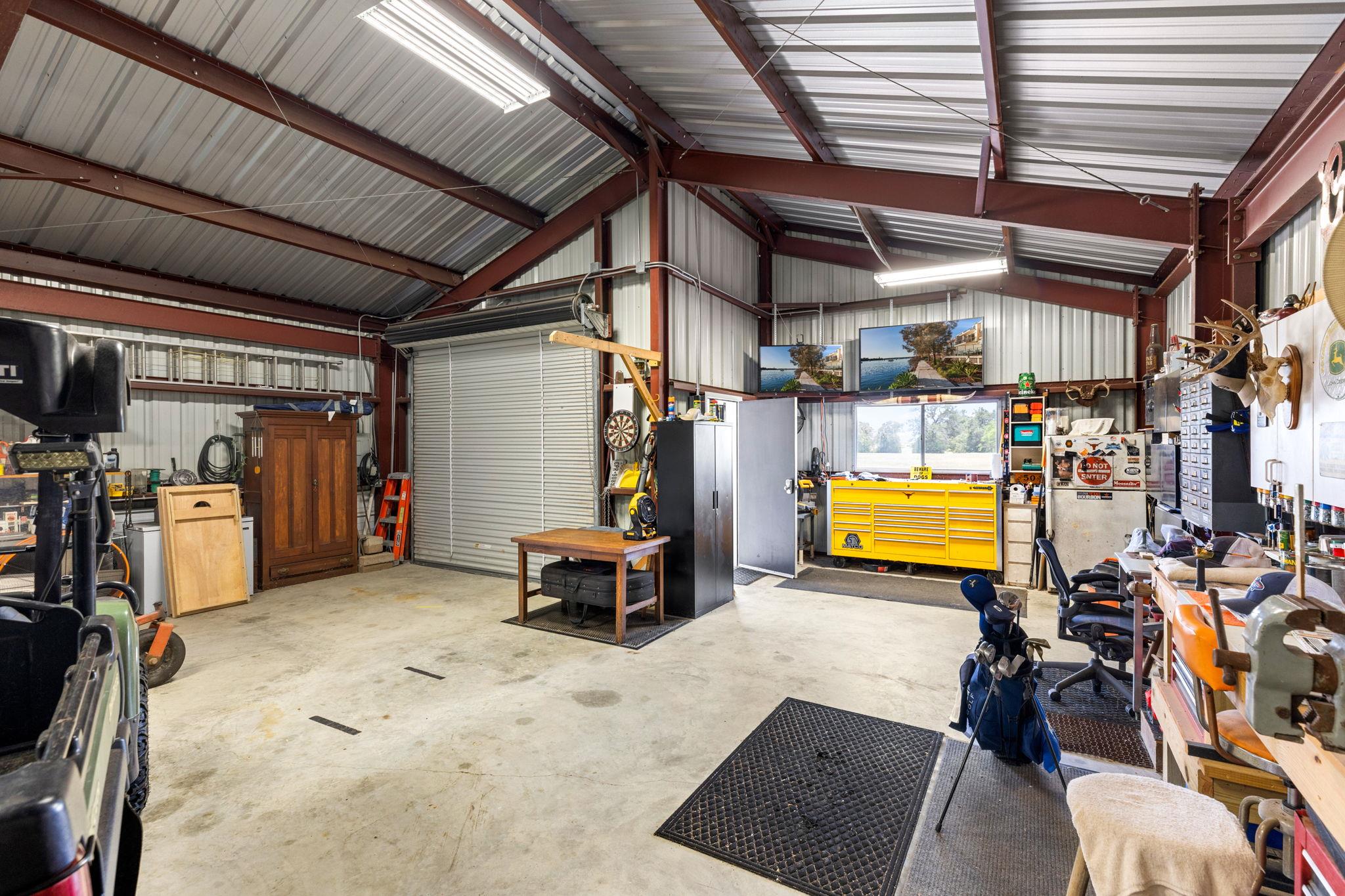 1600 Cattlemens Row, Lockhart, TX 78644