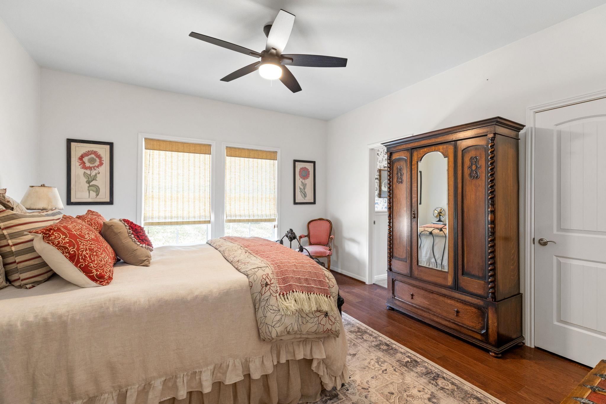 1600 Cattlemens Row, Lockhart, TX 78644