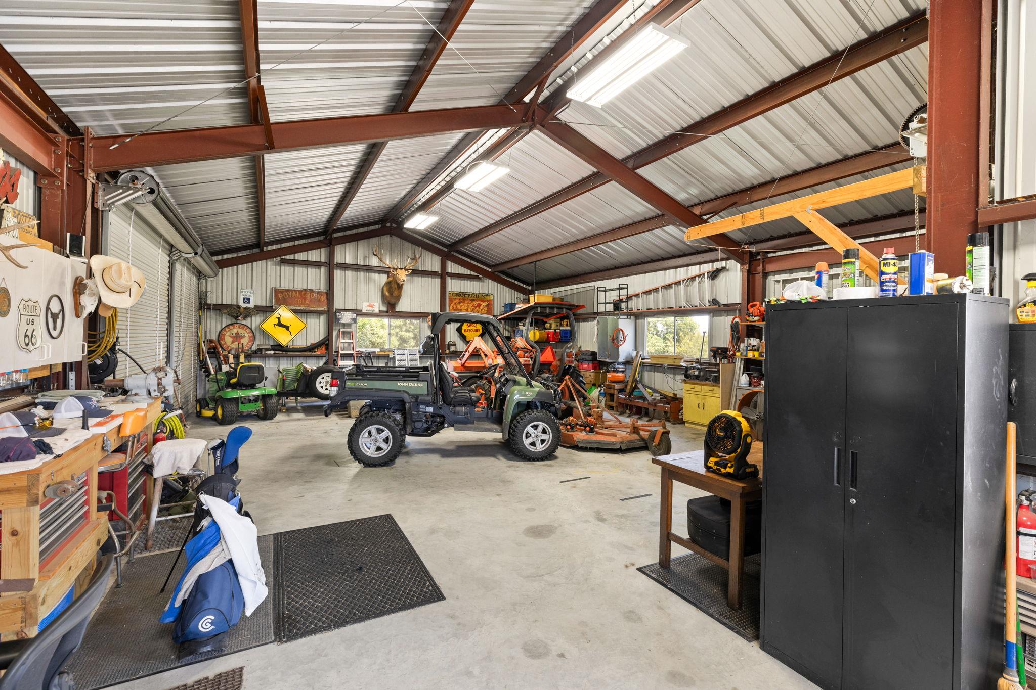 1600 Cattlemens Row, Lockhart, TX 78644
