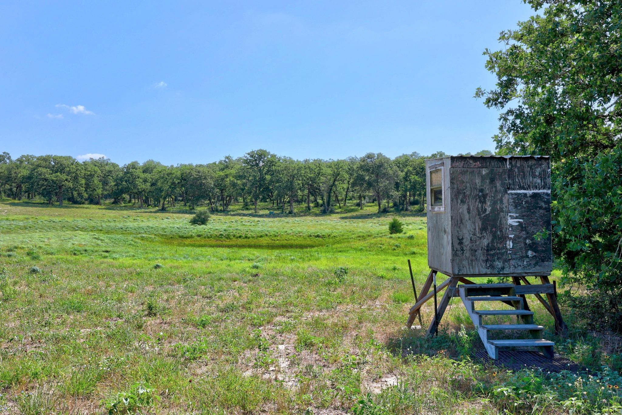 200 Cumley Ln, Thorndale, TX 76577