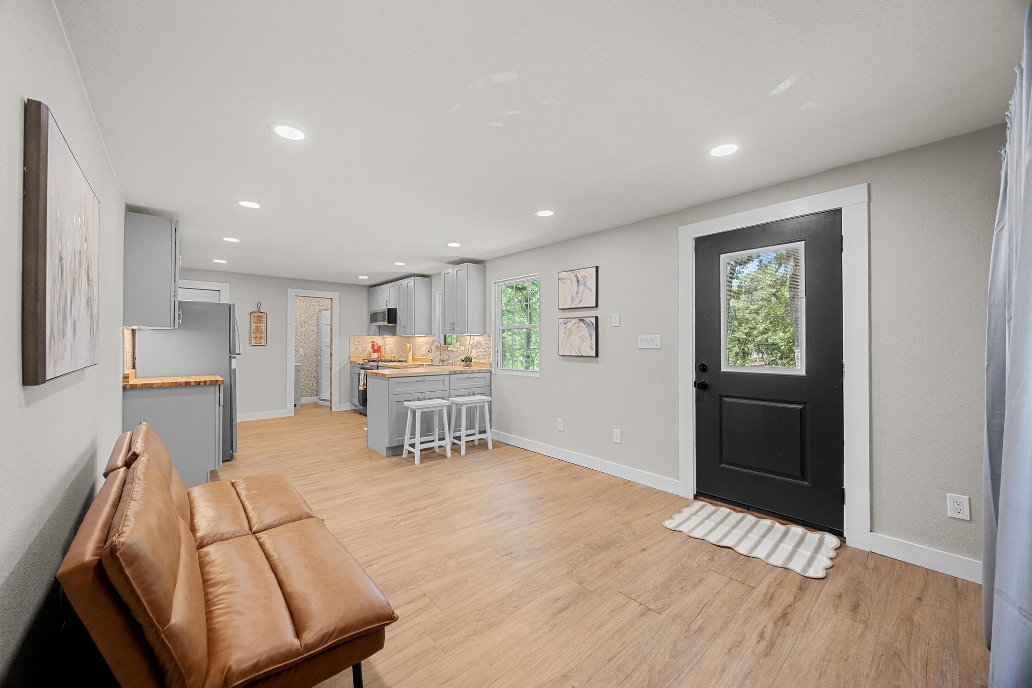 200 Cumley Ln, Thorndale, TX 76577