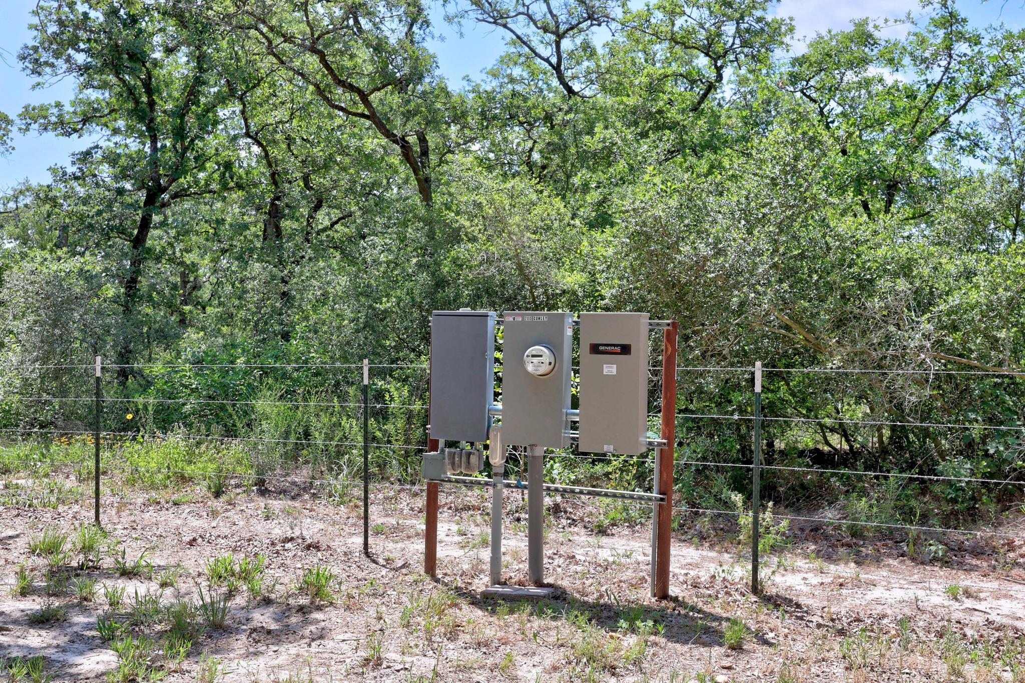 200 Cumley Ln, Thorndale, TX 76577