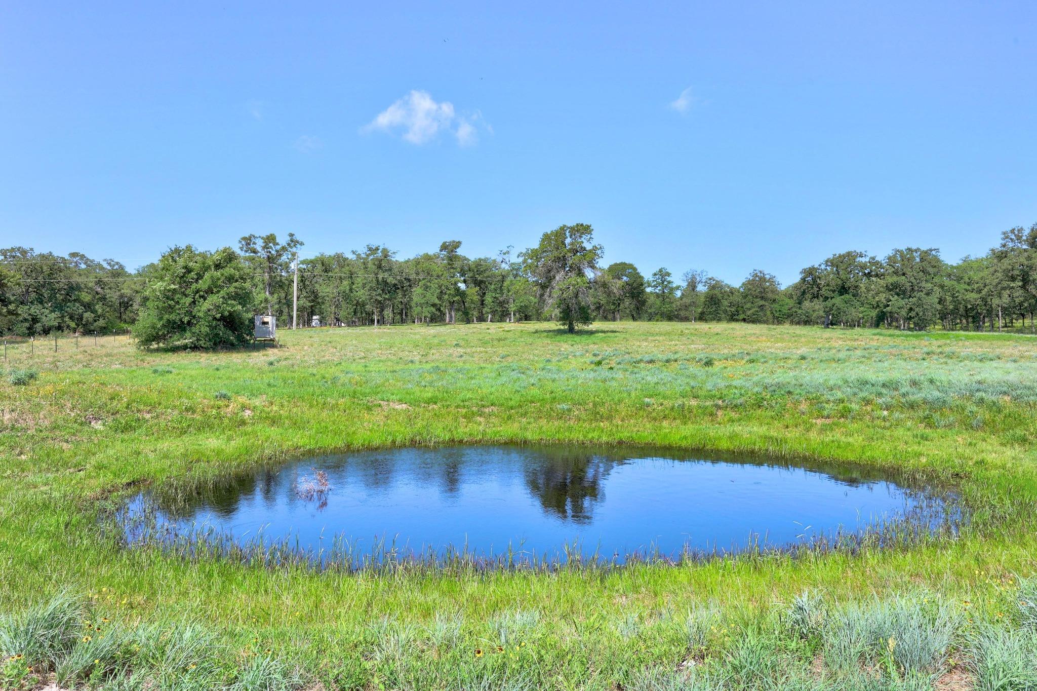 200 Cumley Ln, Thorndale, TX 76577