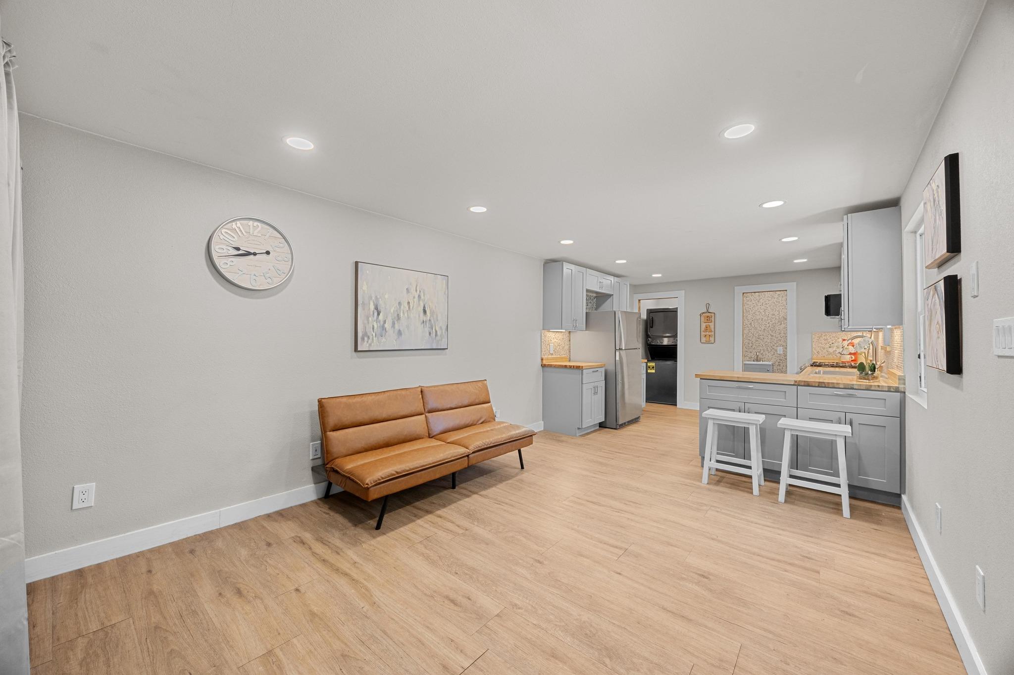 200 Cumley Ln, Thorndale, TX 76577