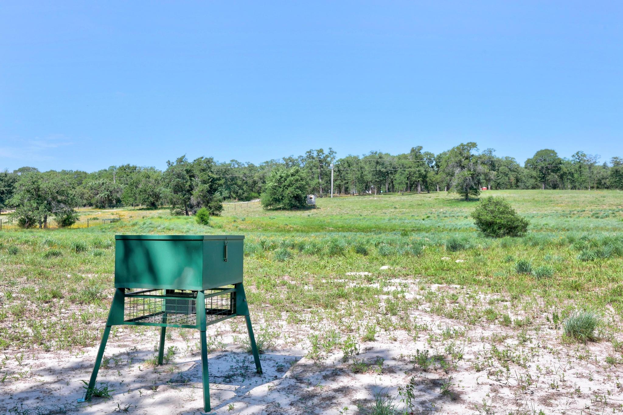 200 Cumley Ln, Thorndale, TX 76577