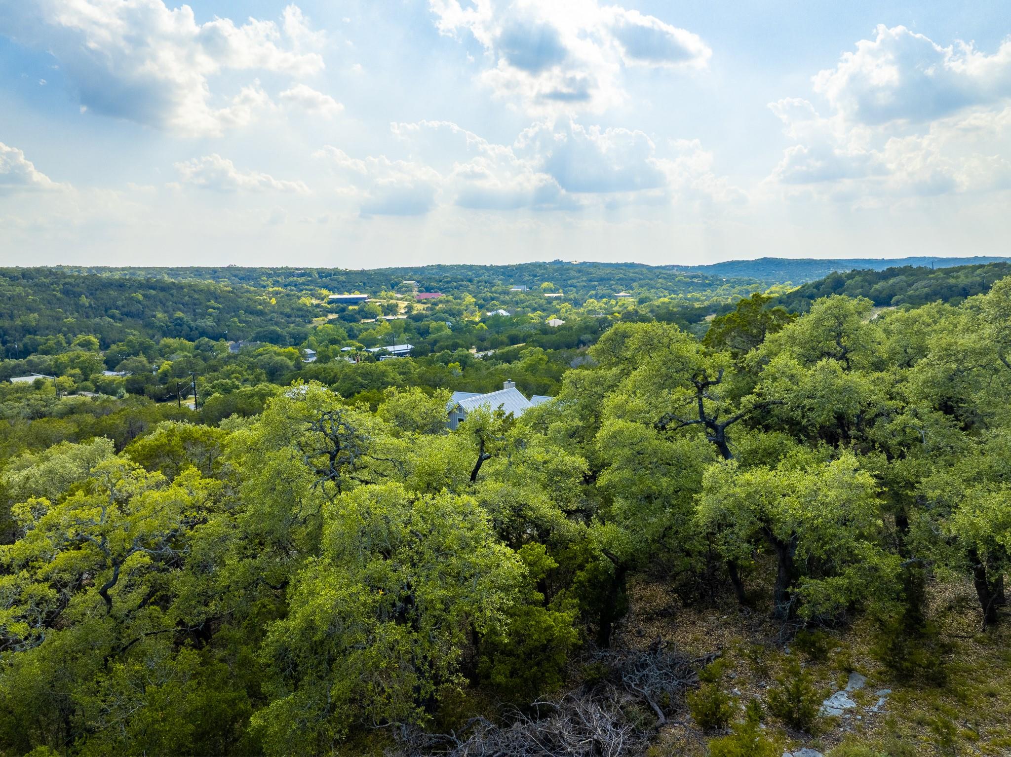 2934 Elm Terrace Ln, Wimberley, TX 78676
