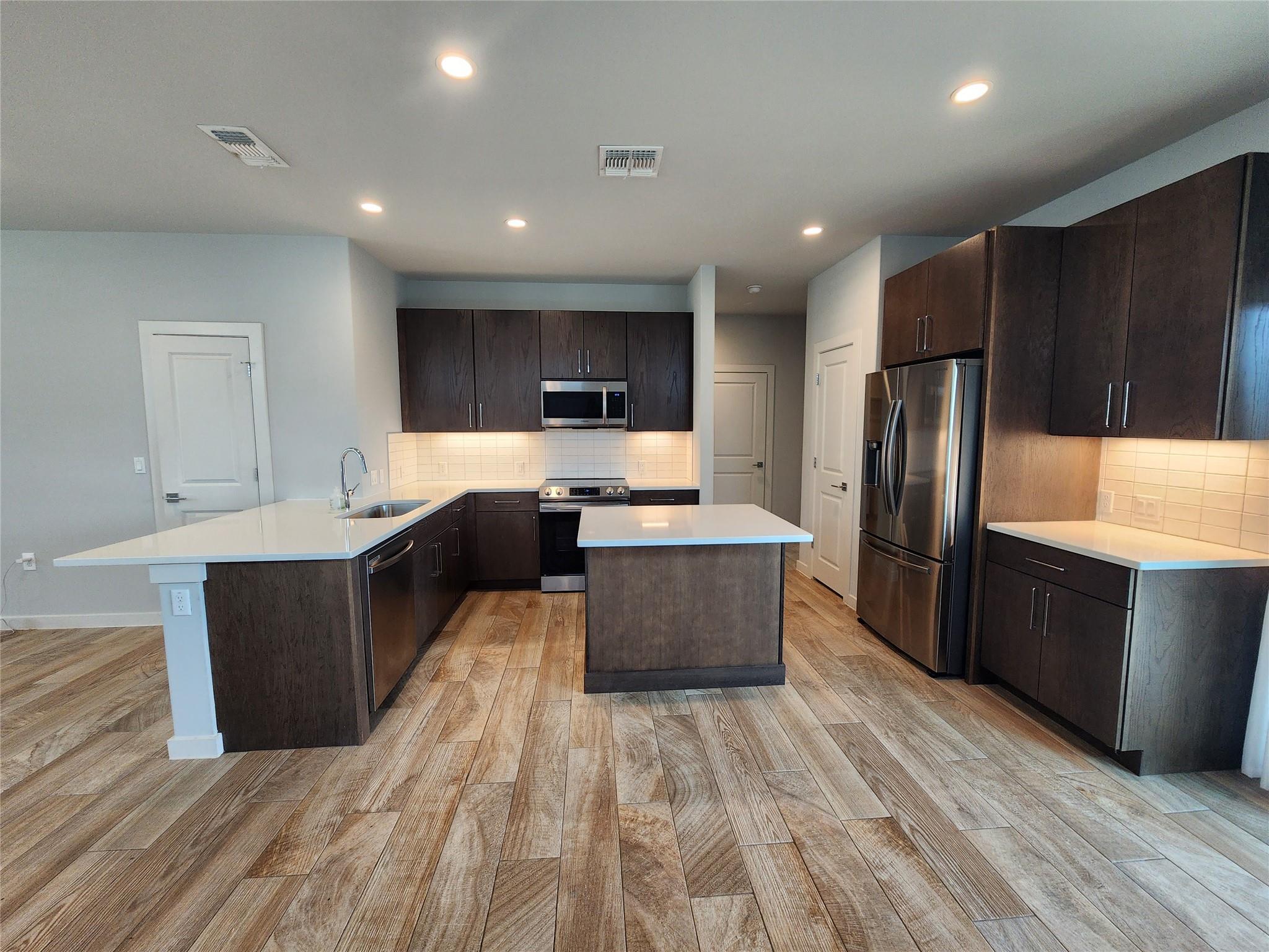 9724 Evening Canopy Dr, Manor, TX 78653