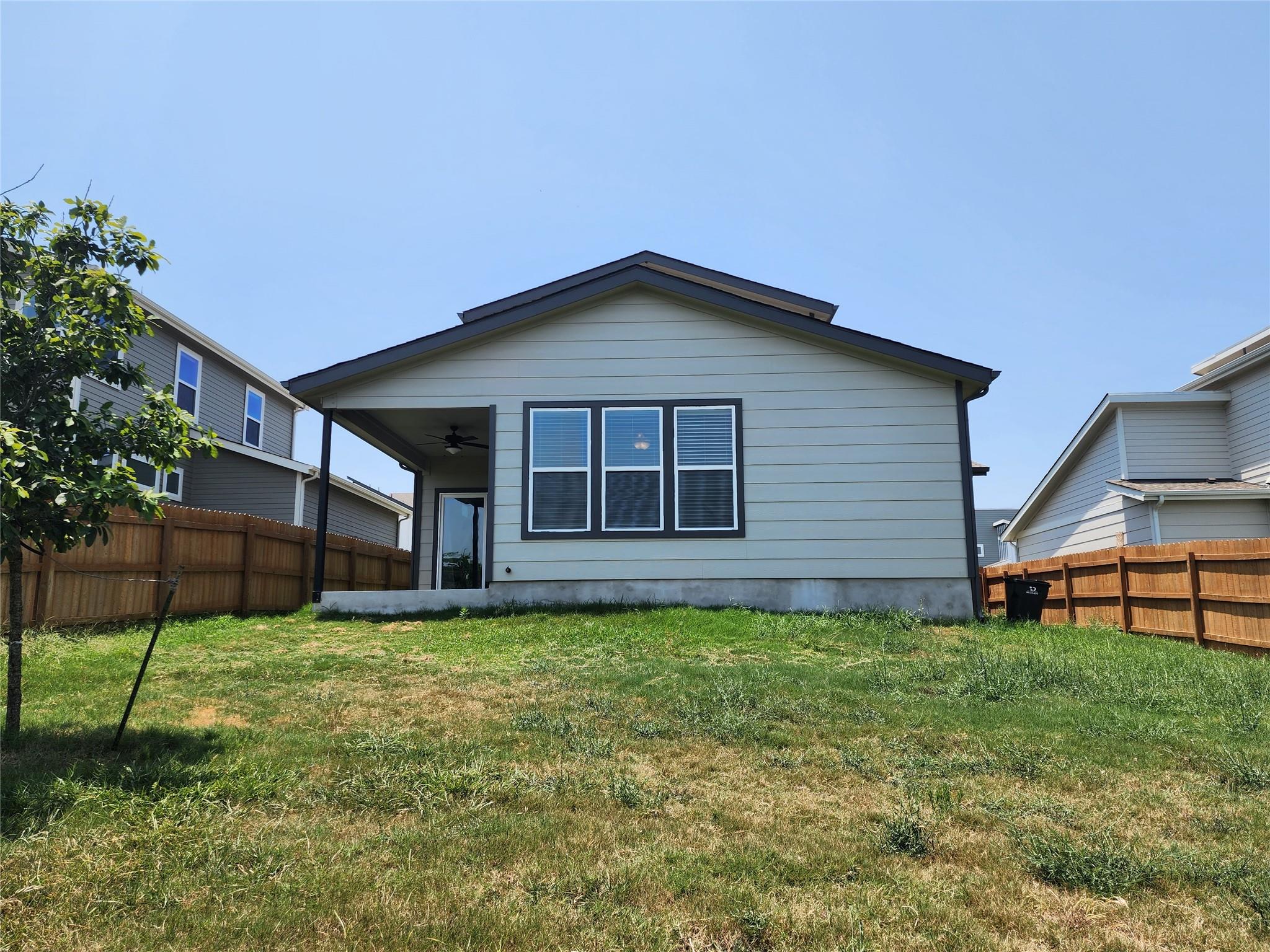 9724 Evening Canopy Dr, Manor, TX 78653