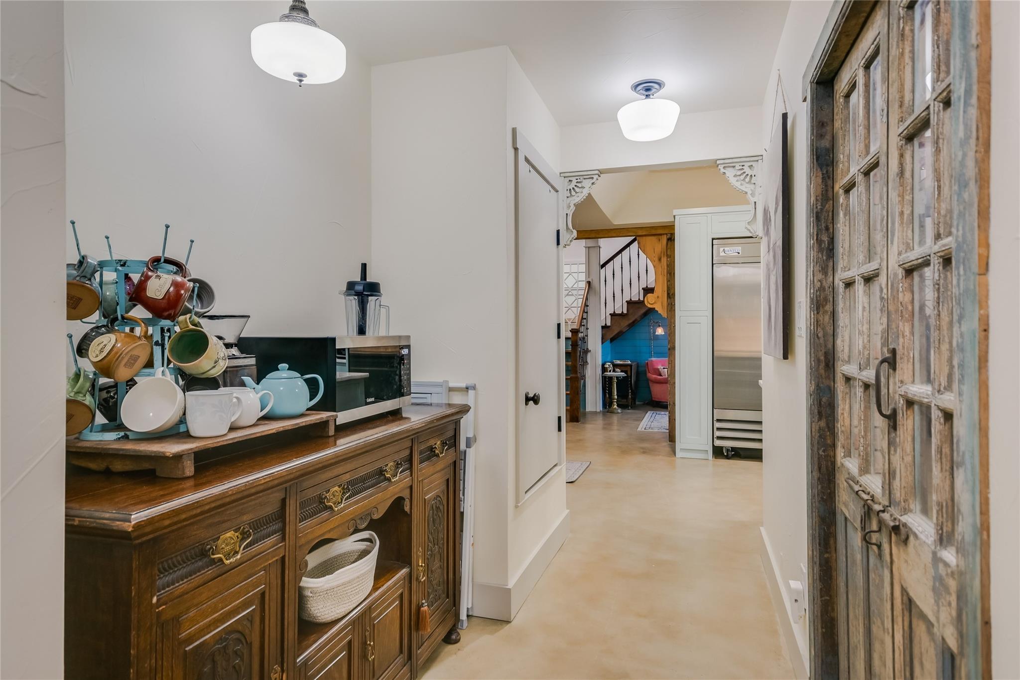 1100 GREEN ACRES Dr, Wimberley, TX 78676