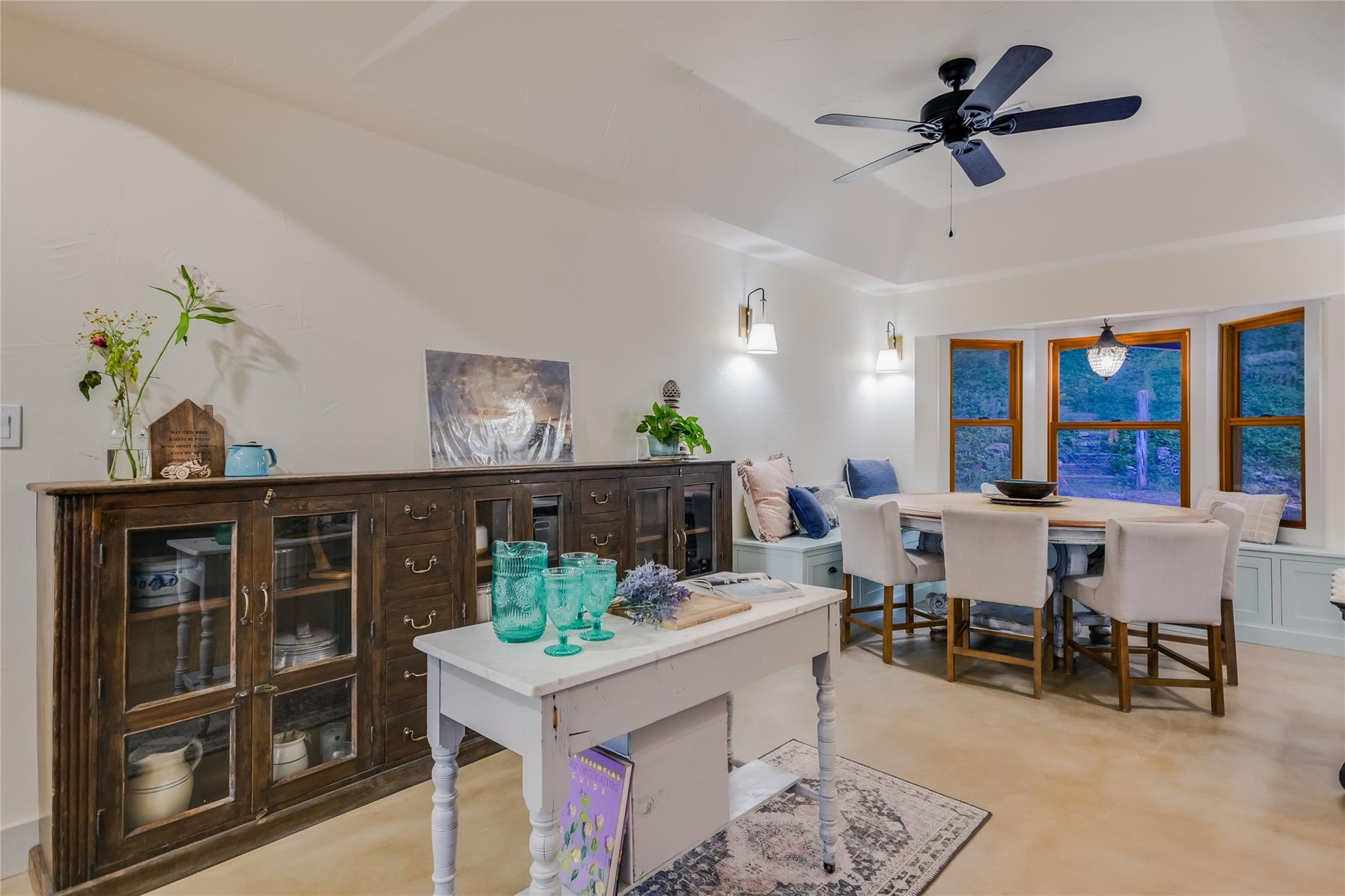 1100 GREEN ACRES Dr, Wimberley, TX 78676