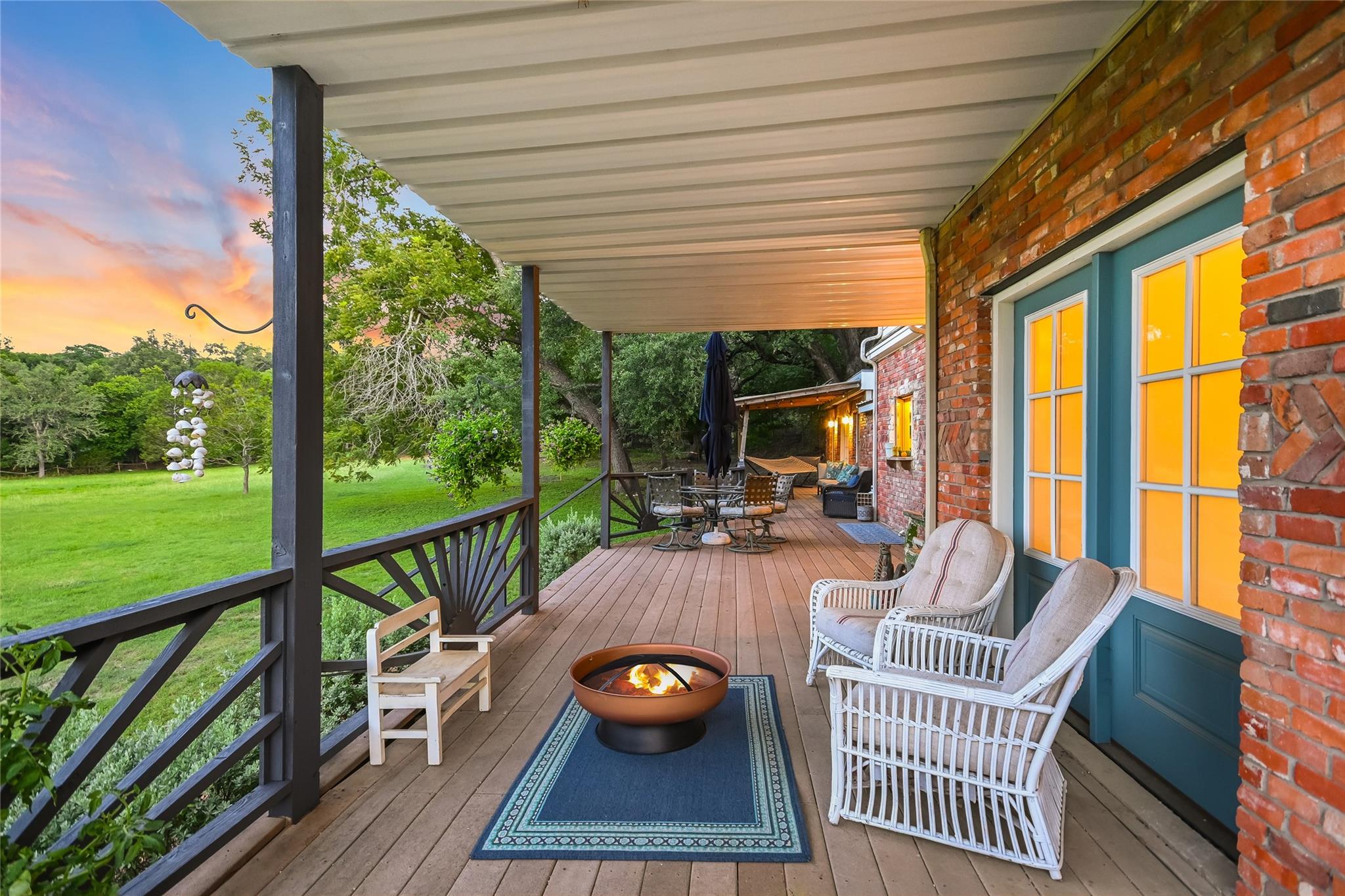 1100 GREEN ACRES Dr, Wimberley, TX 78676