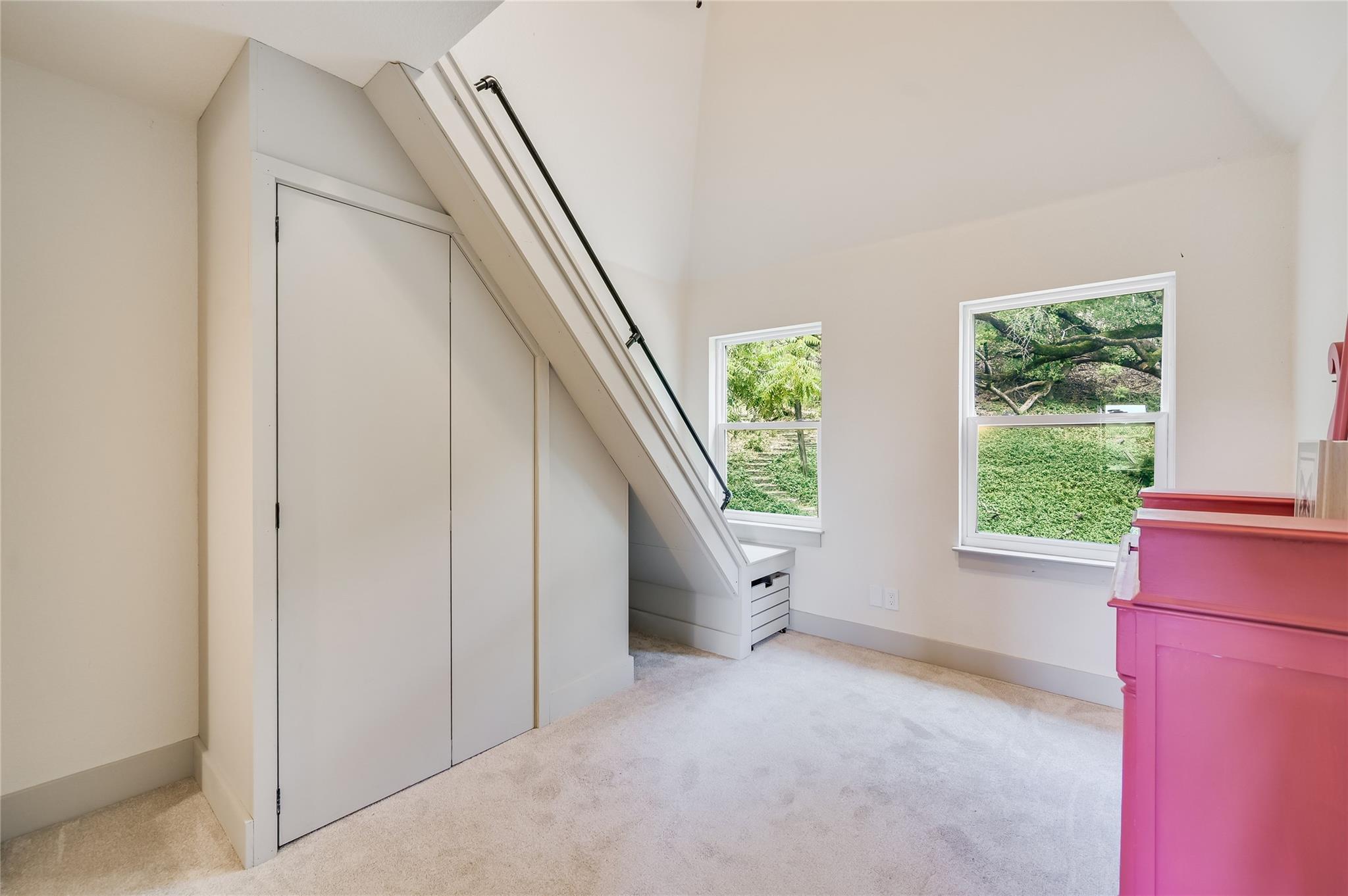 1100 GREEN ACRES Dr, Wimberley, TX 78676