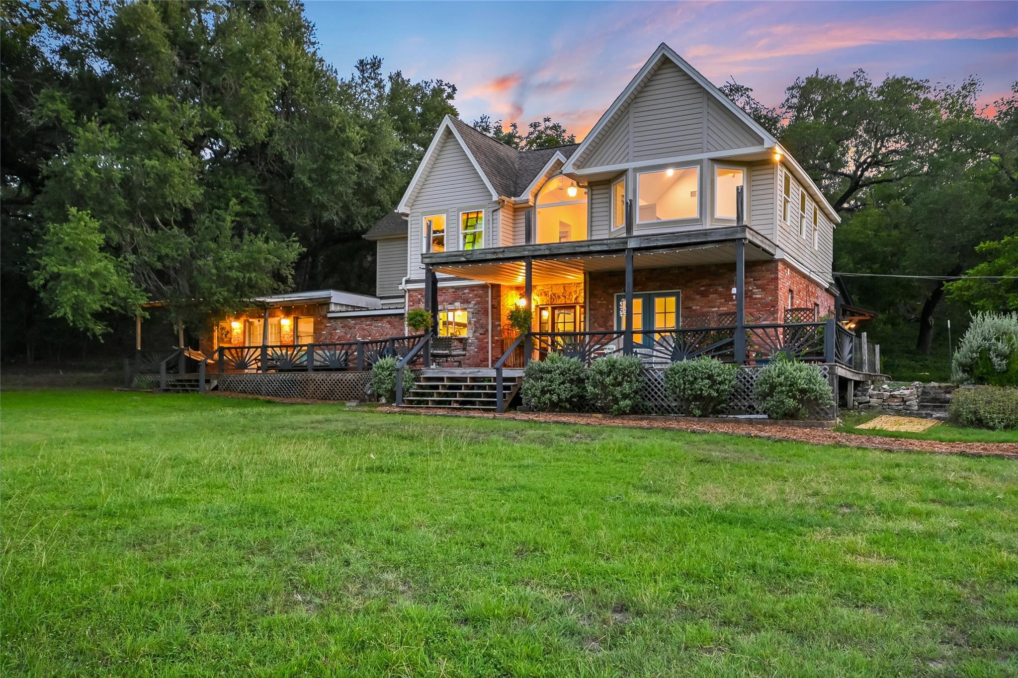 1100 GREEN ACRES Dr, Wimberley, TX 78676