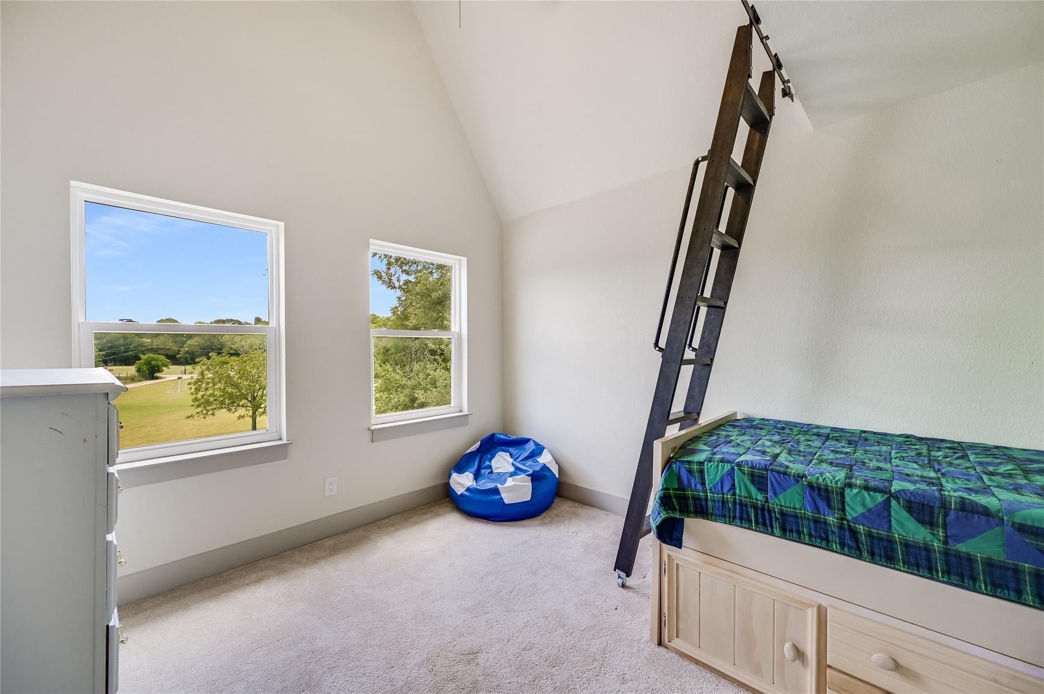 1100 GREEN ACRES Dr, Wimberley, TX 78676